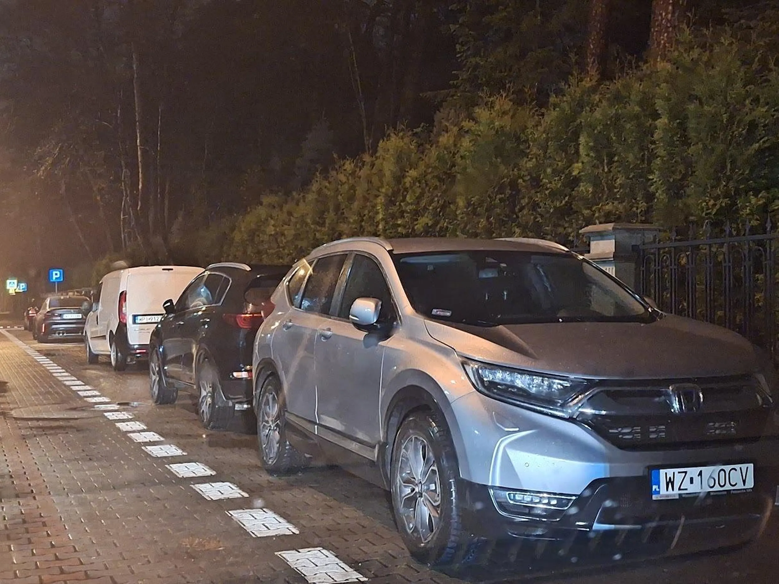 Jak cham to cham. Pod prąd na jednokierunkowej pod szkołą.