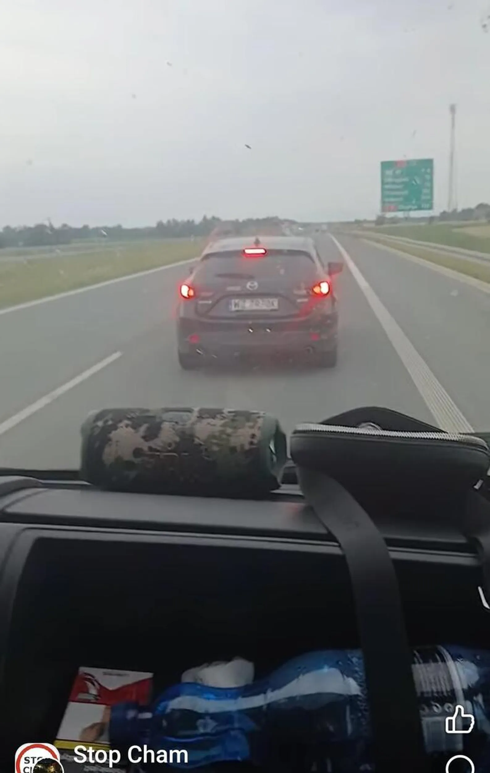 Wyhamowywanie na drodze szybkiego ruchu? Jesteś bandytą drogowym!