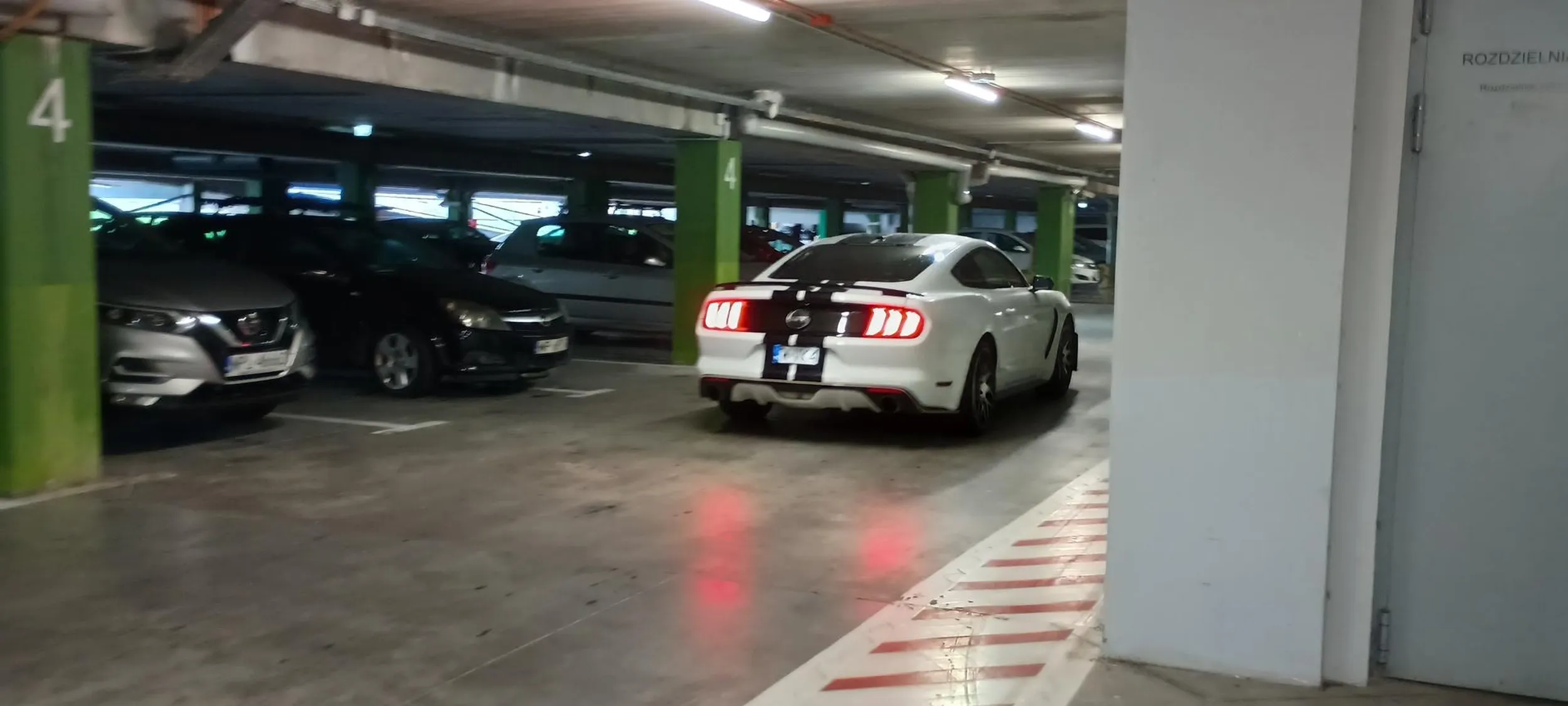 Kierowca.. no zbyt mało o nim wiem żeby powiedzieć tak czy nie ale furkę masz fajną