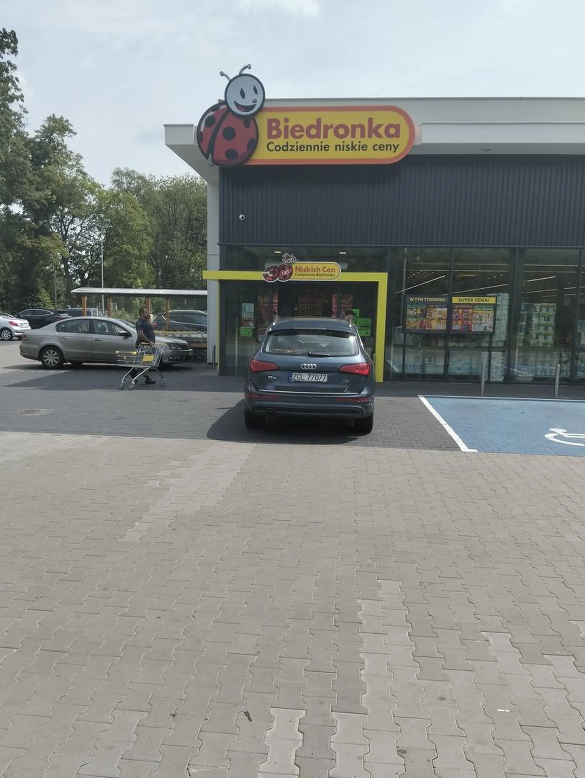 Promocja w Biedronce aż cza stanąć w drzwiach