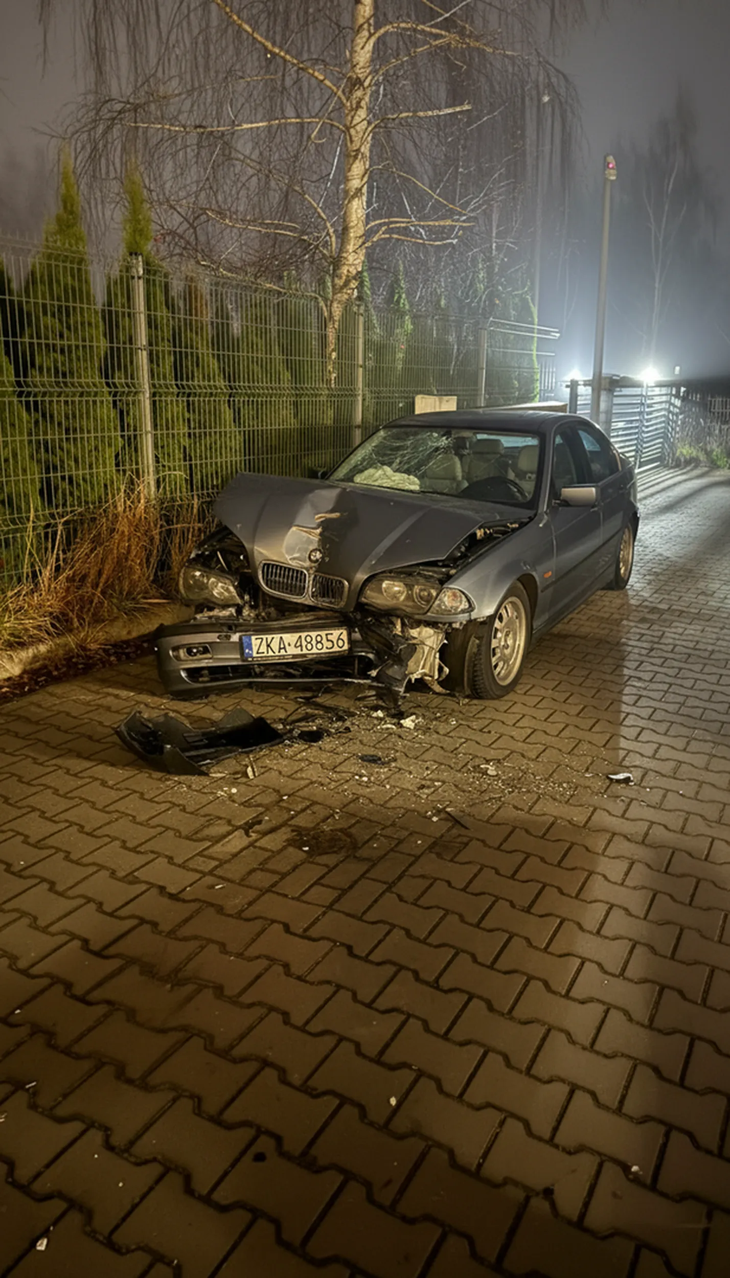 Zabieraj ten złom z mojej posesji, nie mogę się z tobą skontaktować Pesel właścieciela 072729011