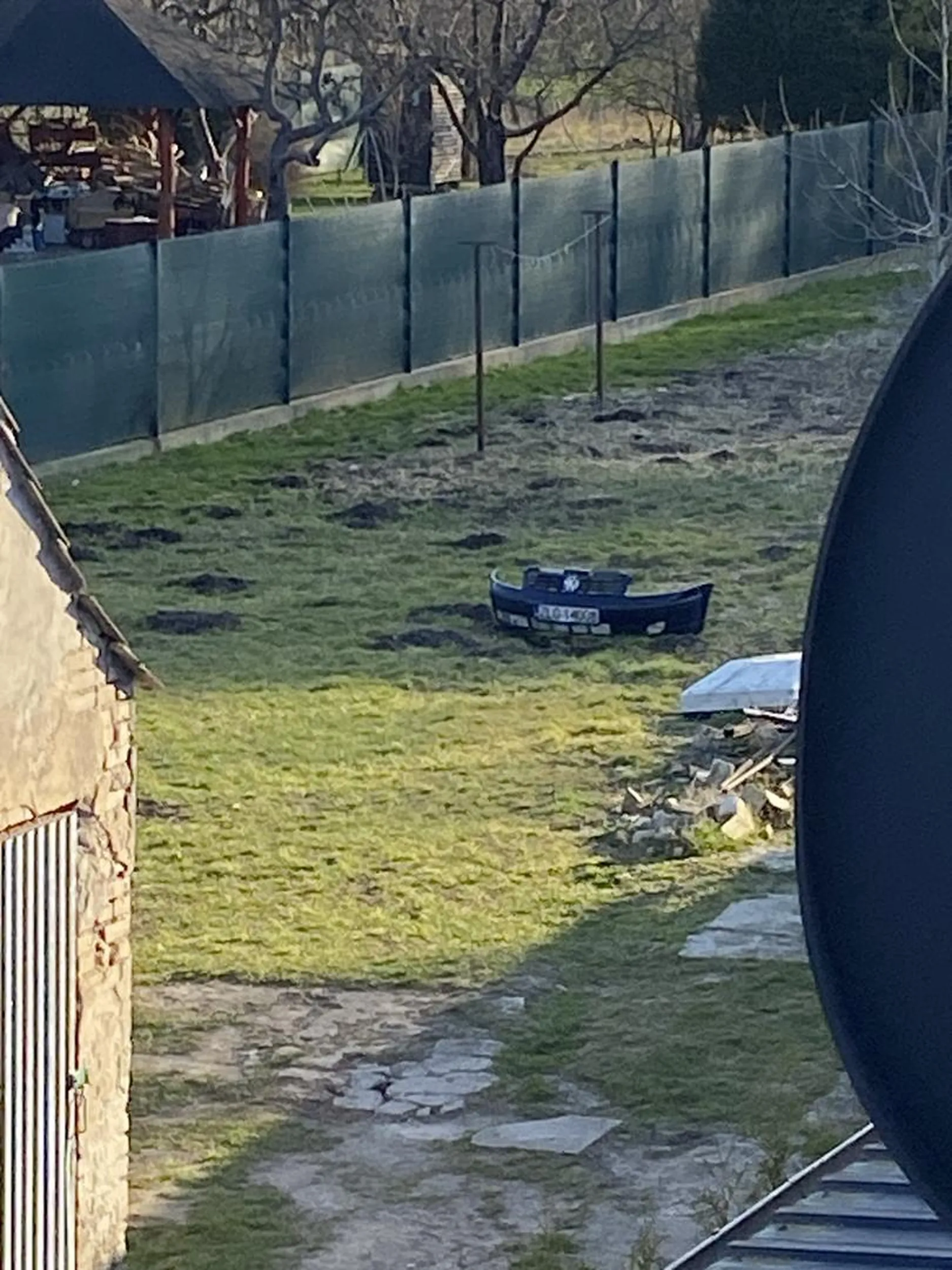 panie auto ukradli ale zderzak zostawili, samo zlo