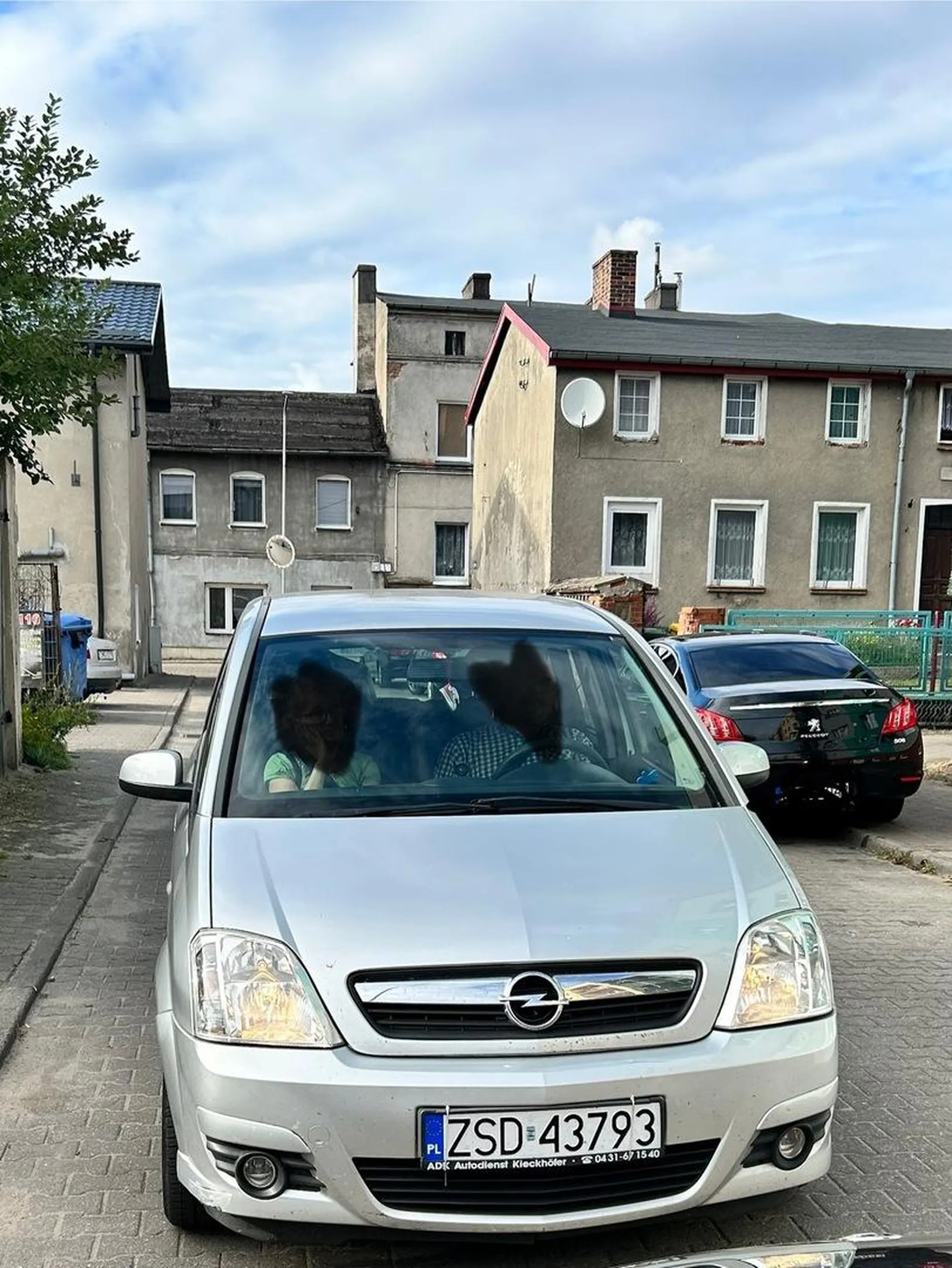 Świdwiński stary cwaniaczek oby ci ten Opel na środku drogi stanął