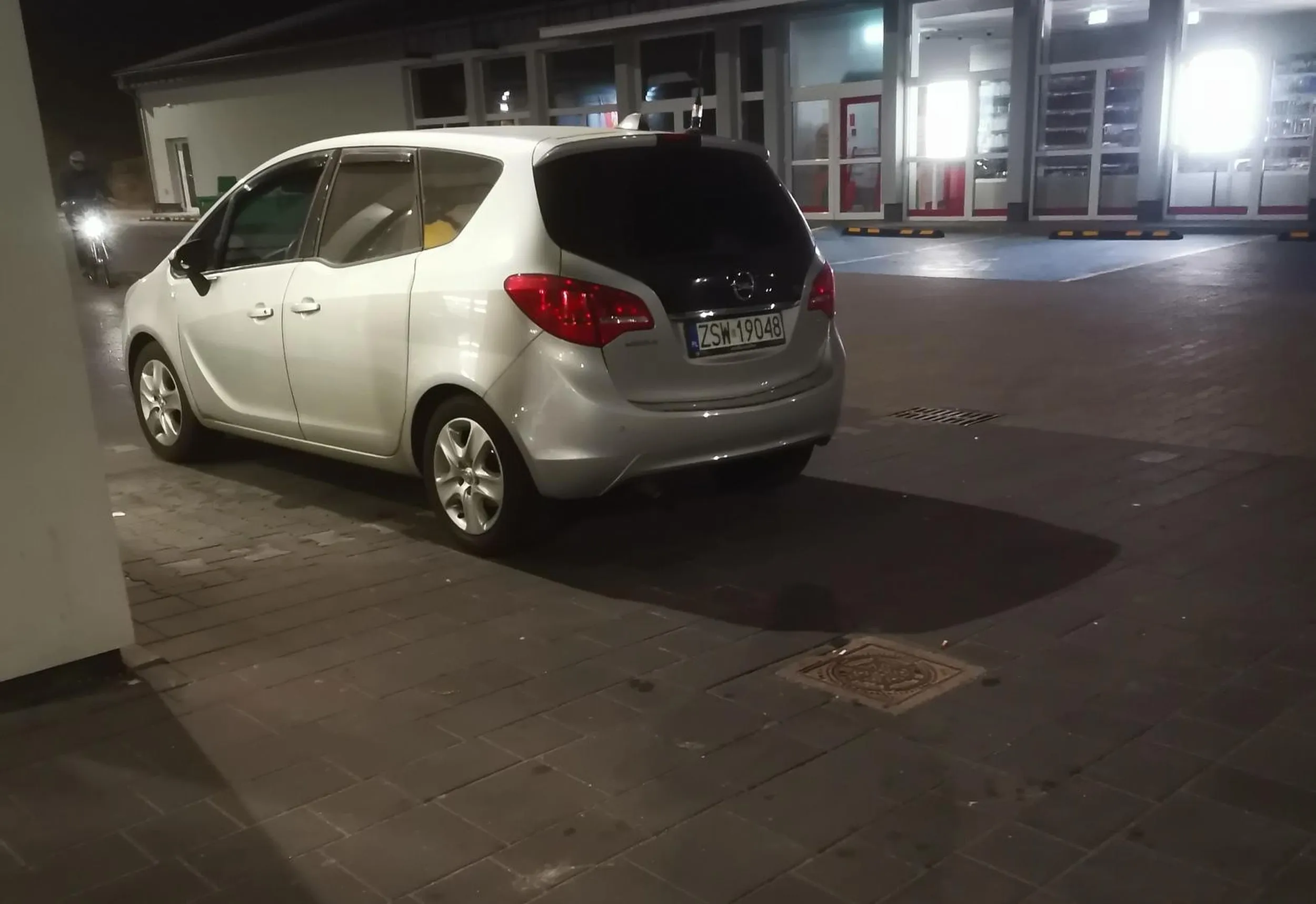 mistrz parkowania a Prawo jazdy z chipsów