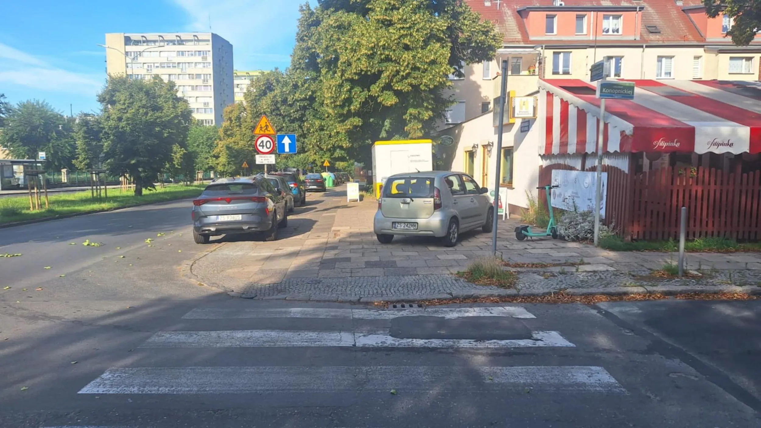 Szkoda że do sklepu nie można wjechać....