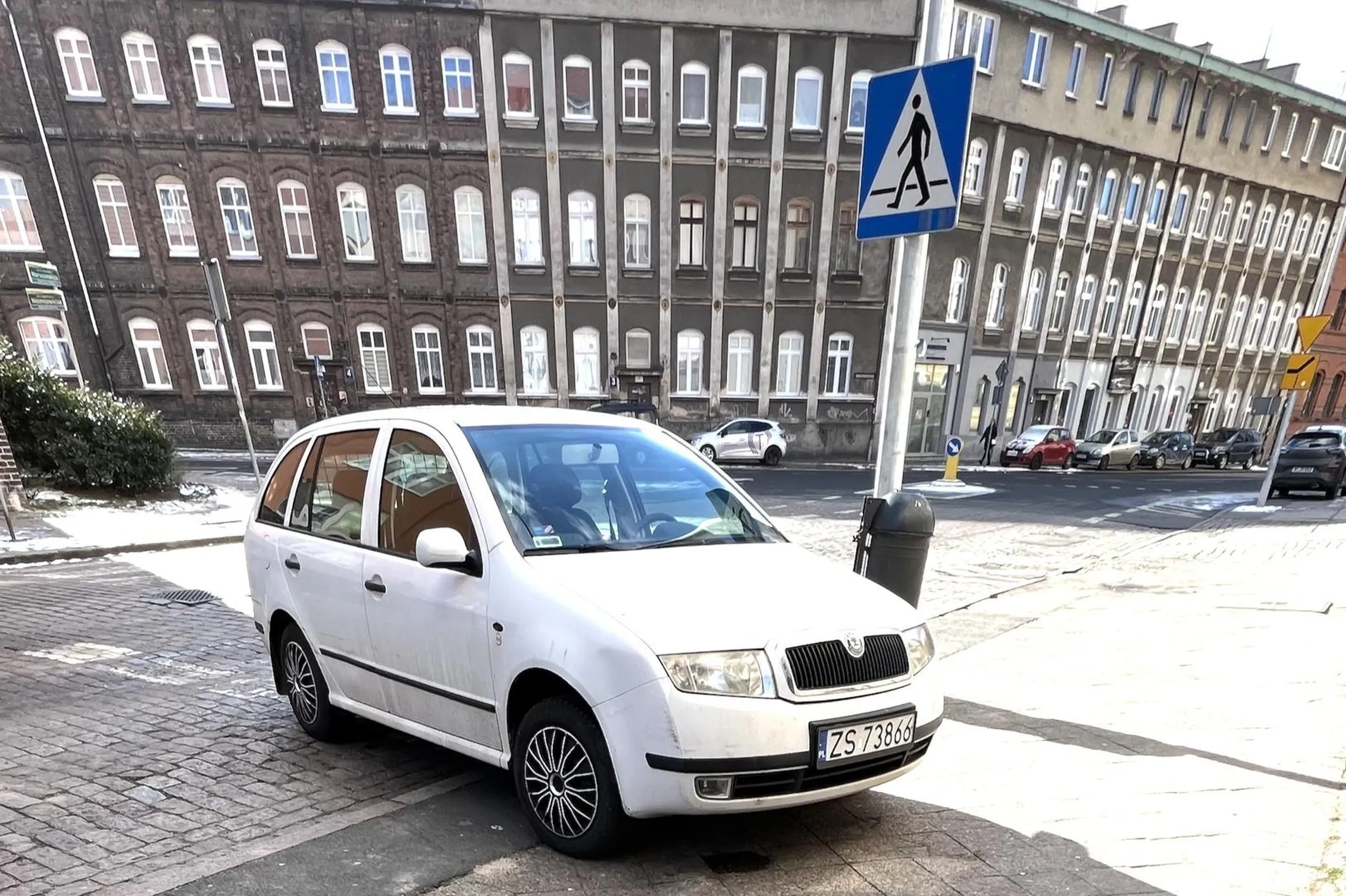 Kto tu to przejście postawił tak znienacka?