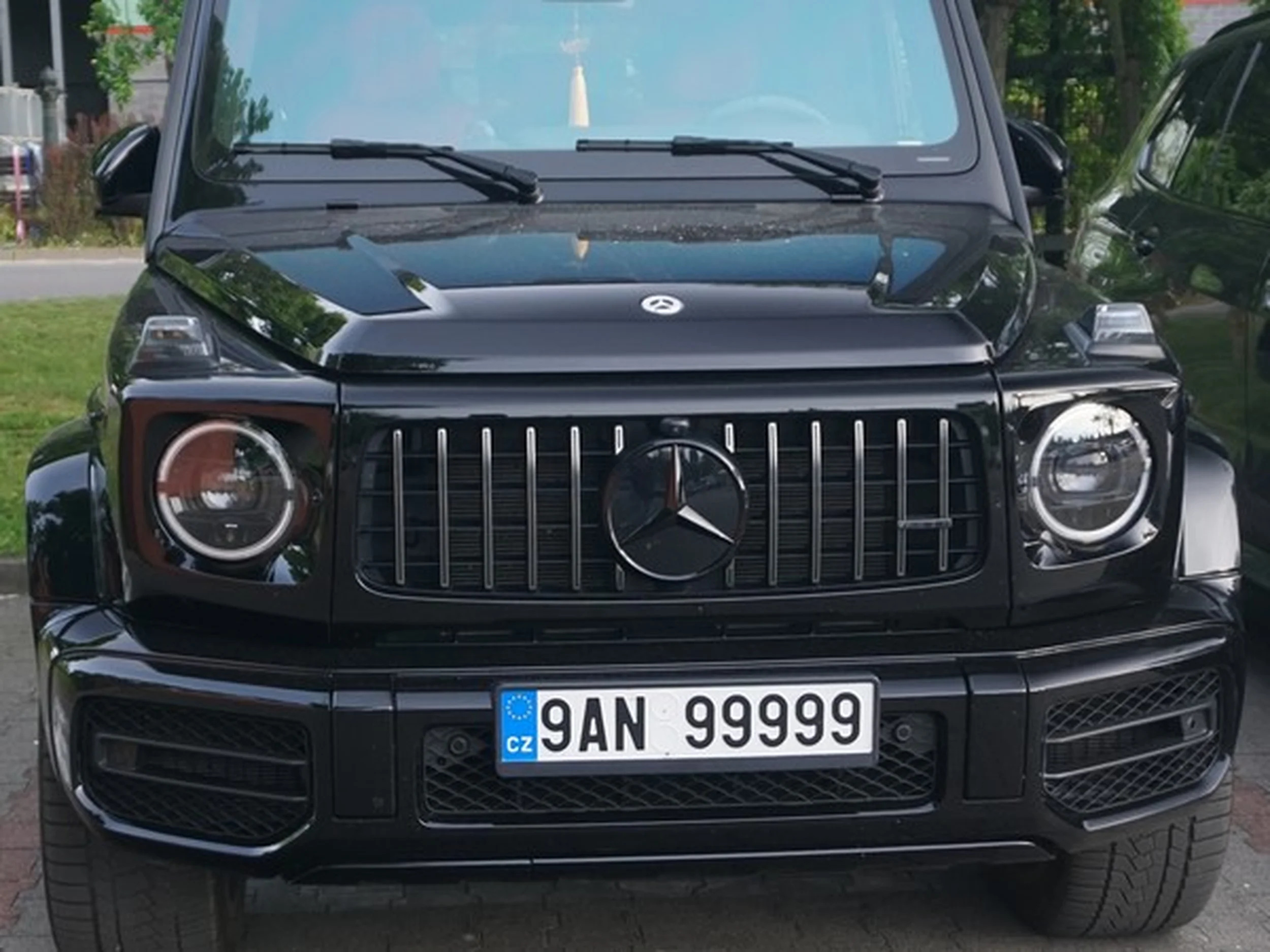 Fajny numer, blacha 9AN 99999