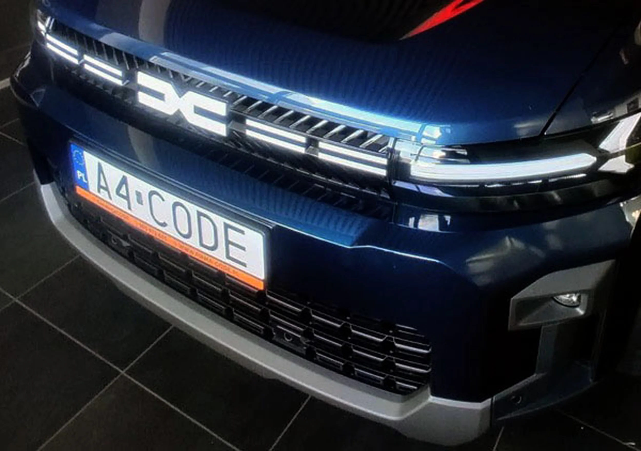 Fajny numer, blacha A4 CODE