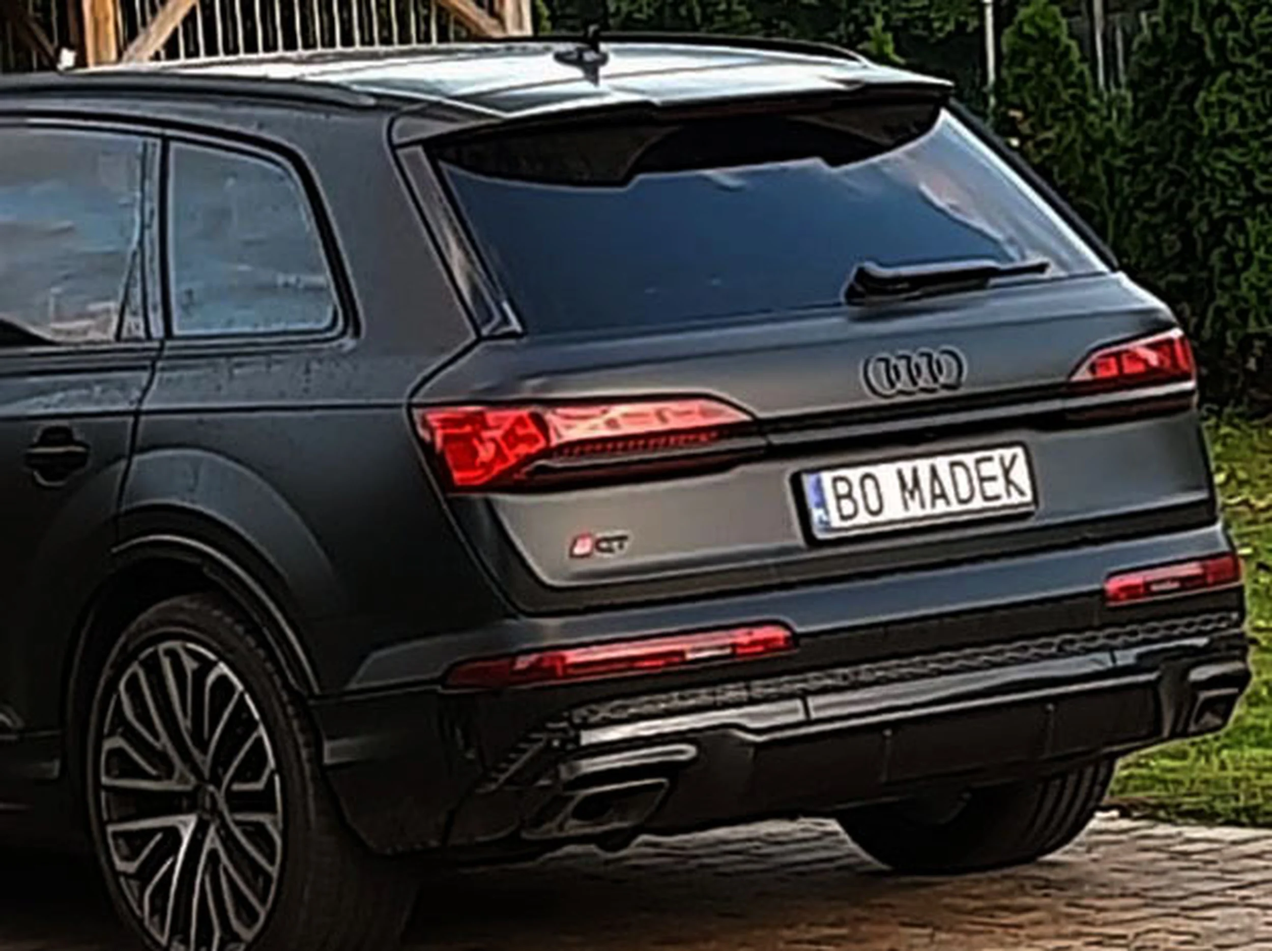 Fajny numer, blacha B0 MADEK