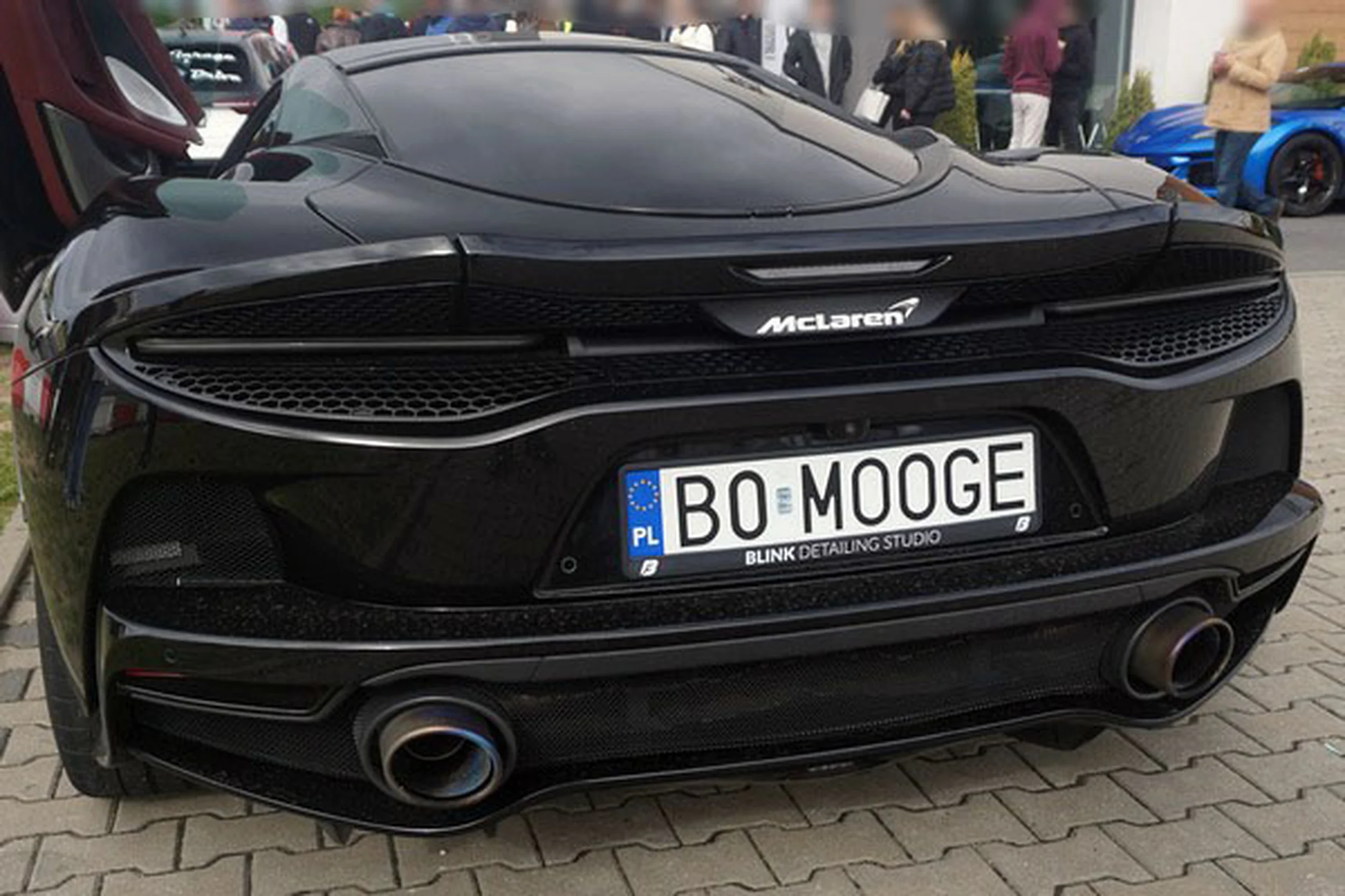 Fajny numer, blacha B0 MOOGE