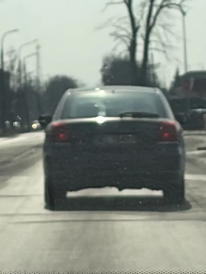 jeździ jak młot łożyska walą pierw go słychać a potem widać