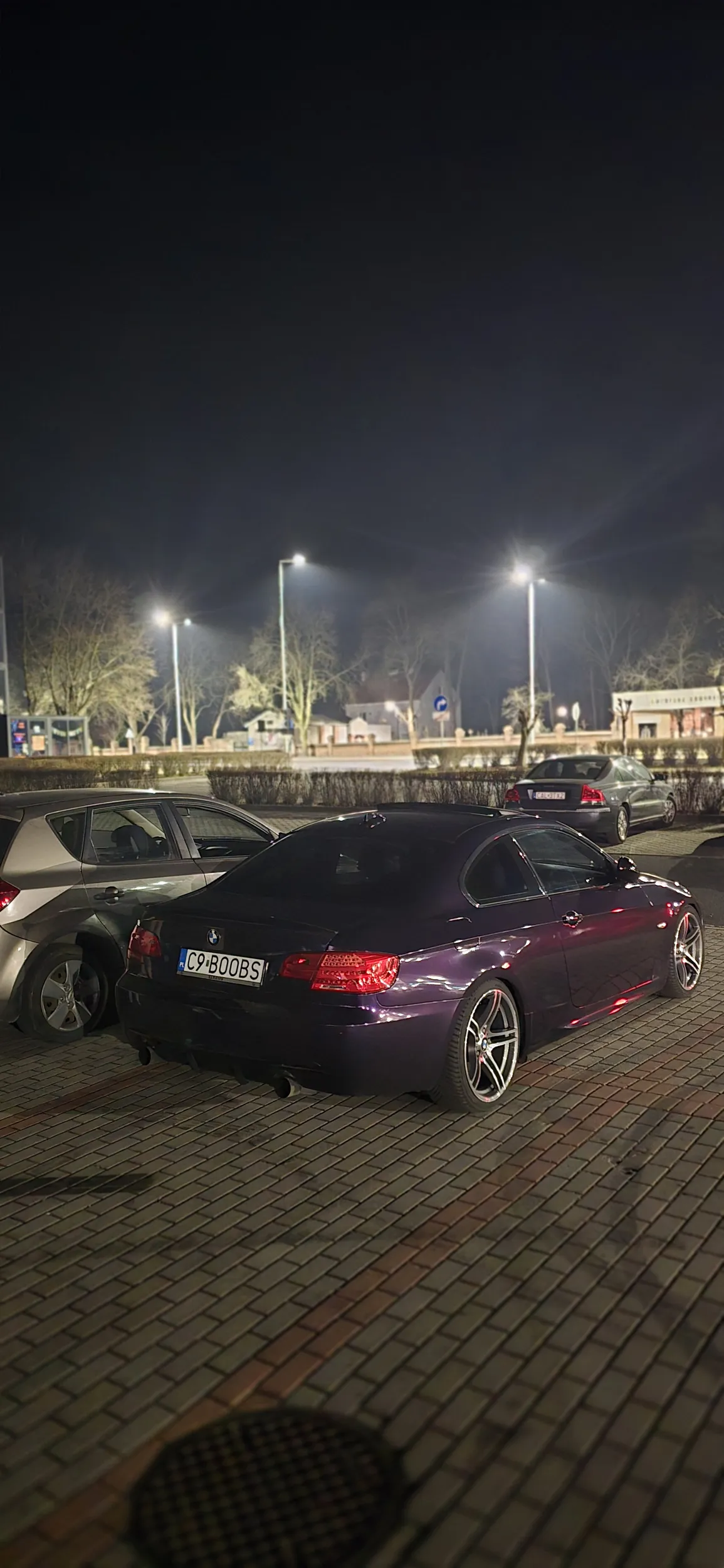 Zaj€bisty ziomek i rejestracyjna Fajna