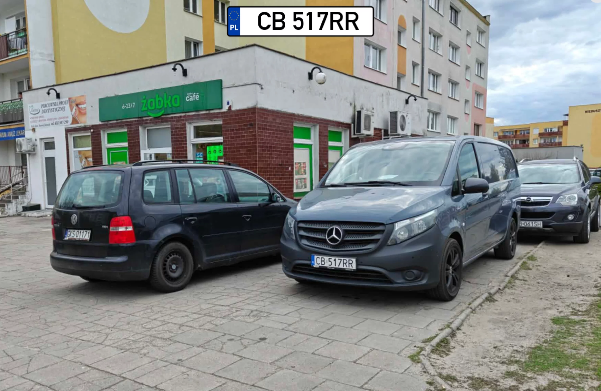 W kupie raźniej CB517RR, GKS01171