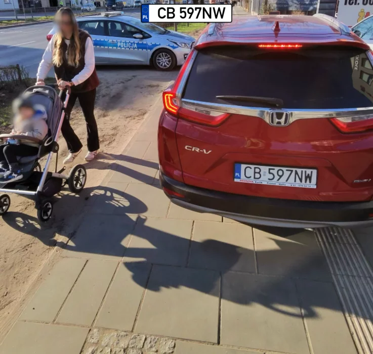 Kto ma pierwszeństwo? ten ham?