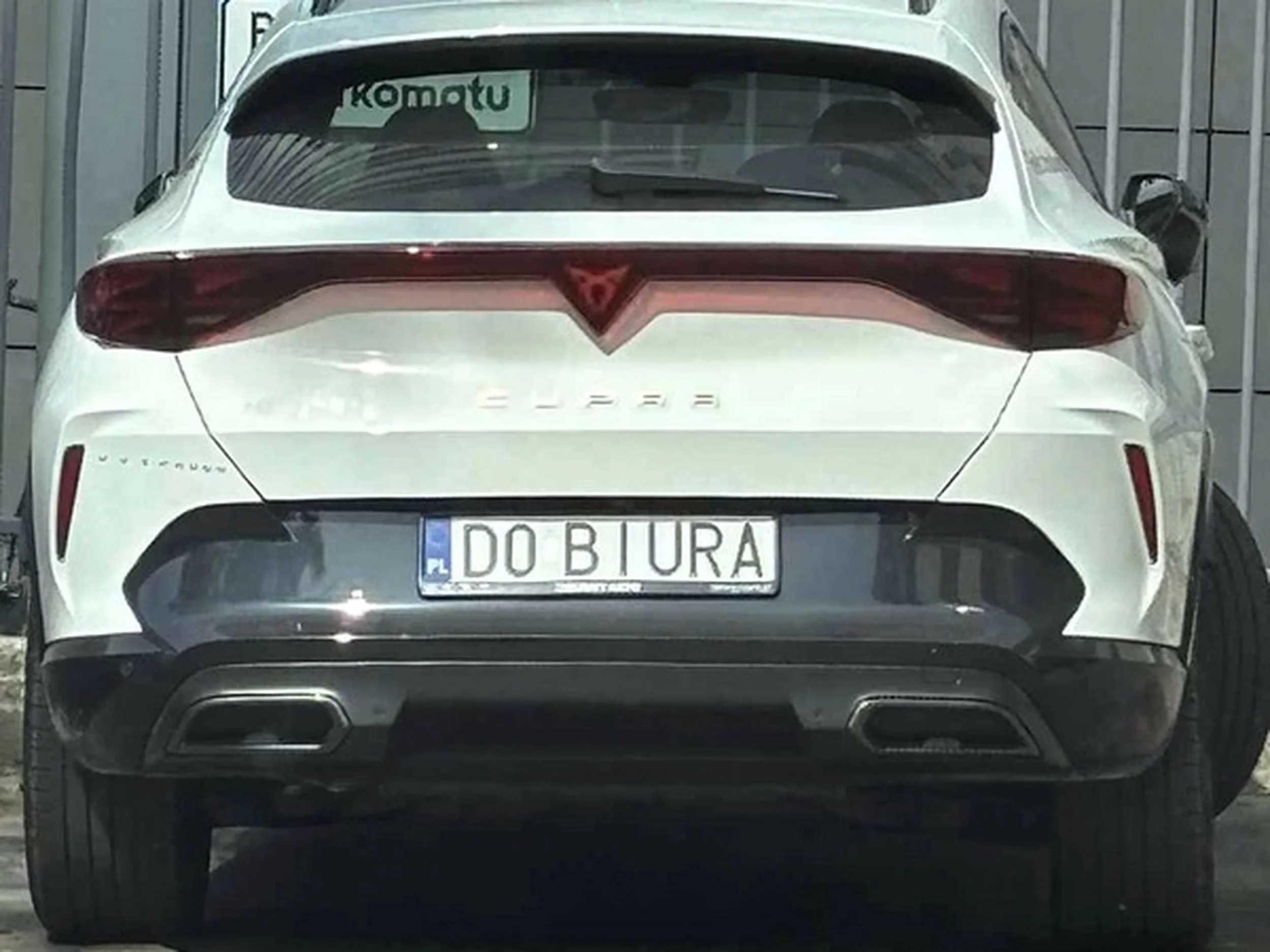 Fajny numer, blacha D0 BIURA