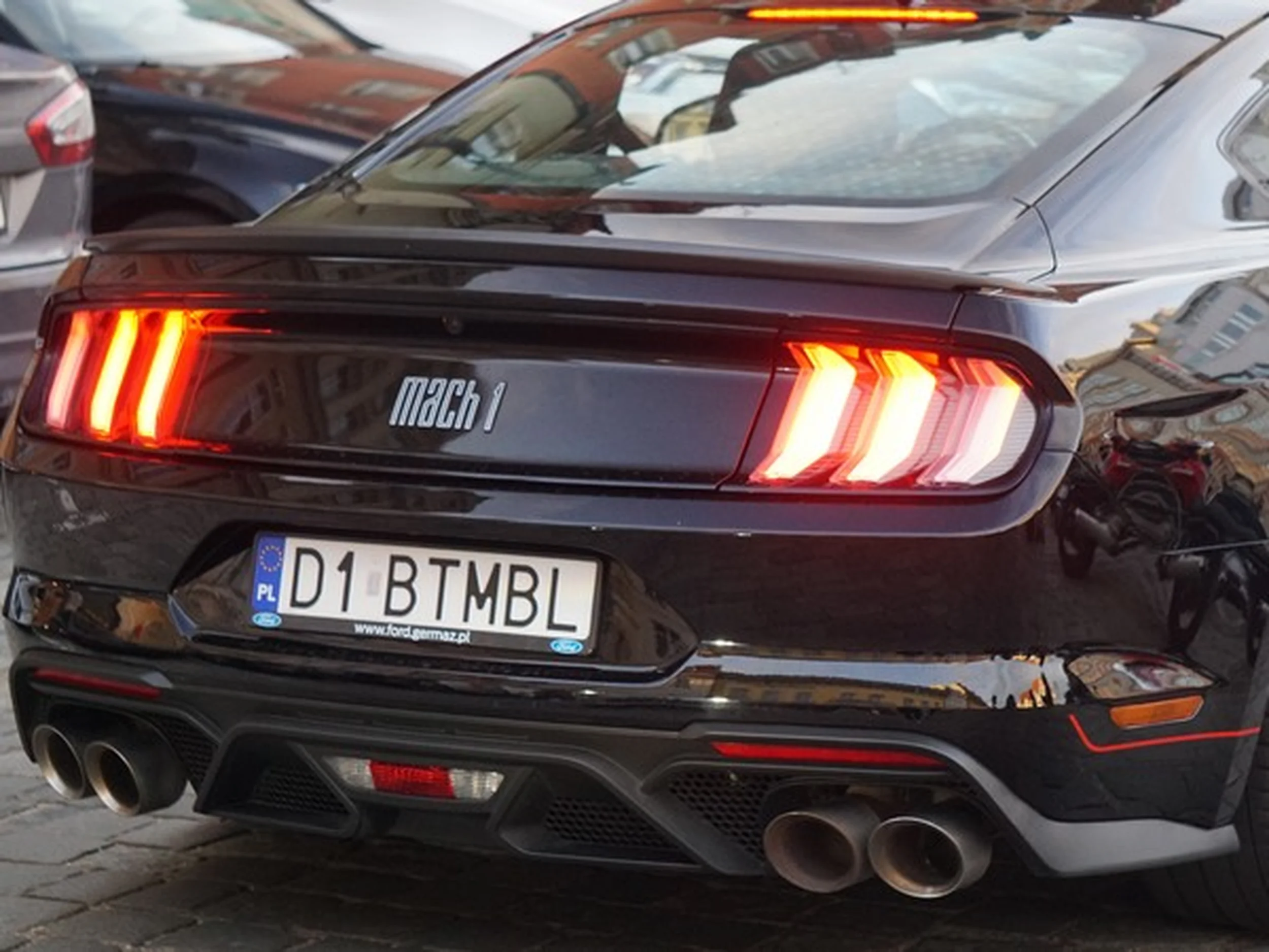 Fajny numer, blacha D1 BTMBL