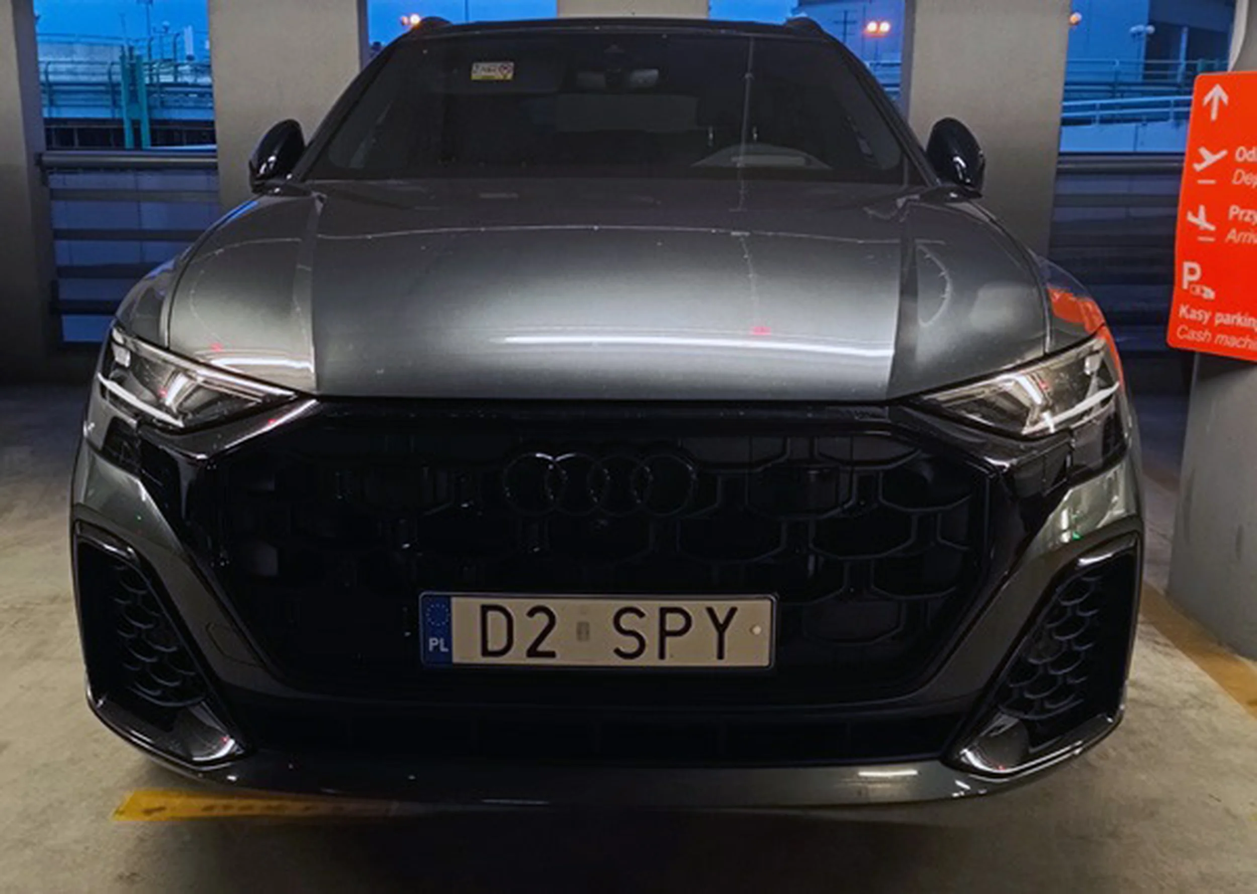 Fajny numer, blacha D2 SPY