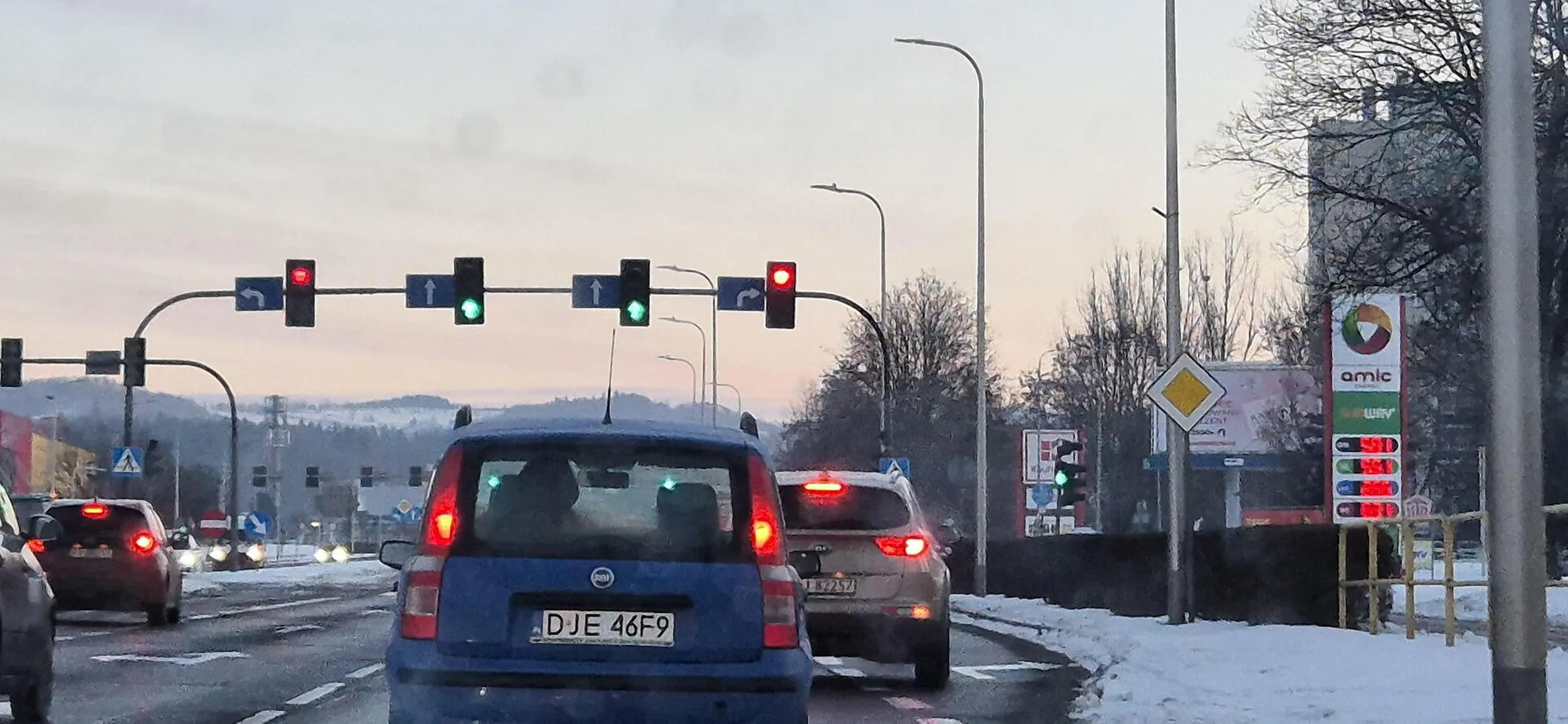 Szukaj się na STOPCHAMIE i czekaj na wezwanie z policji.