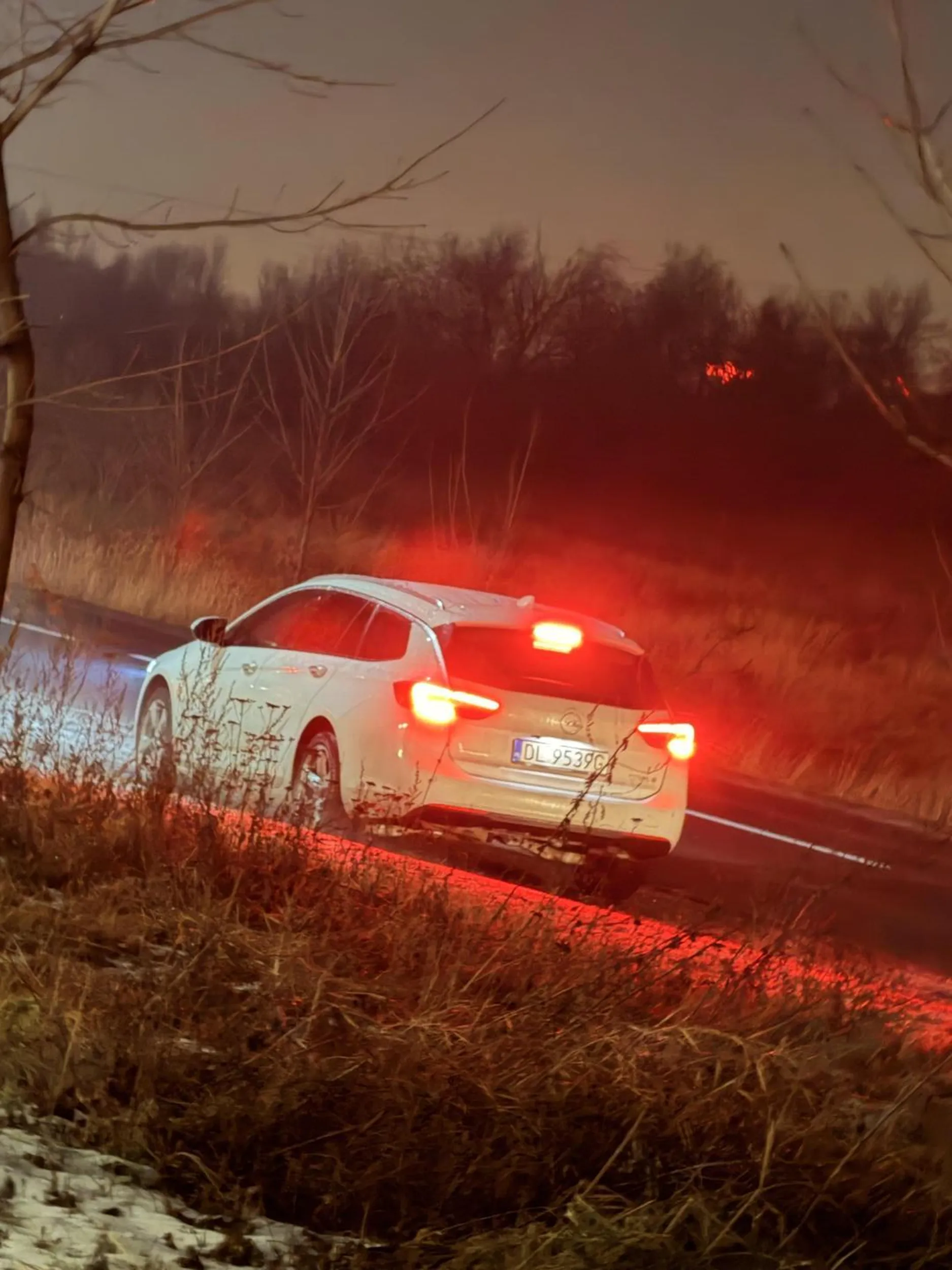 Nie pozdrawiam chłopa co codziennie blokuje przystanek autobusowy