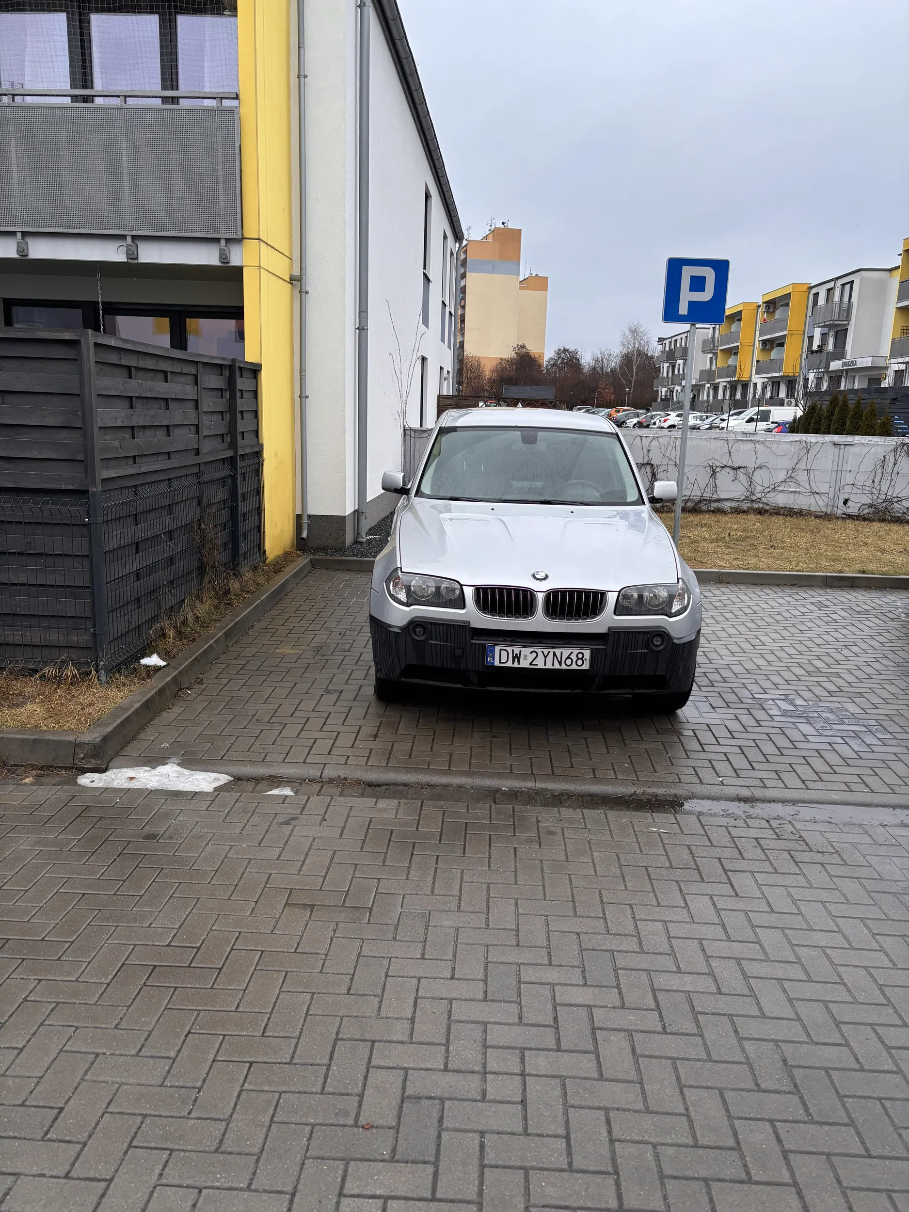 Typowy upośledzony kierowca BMW