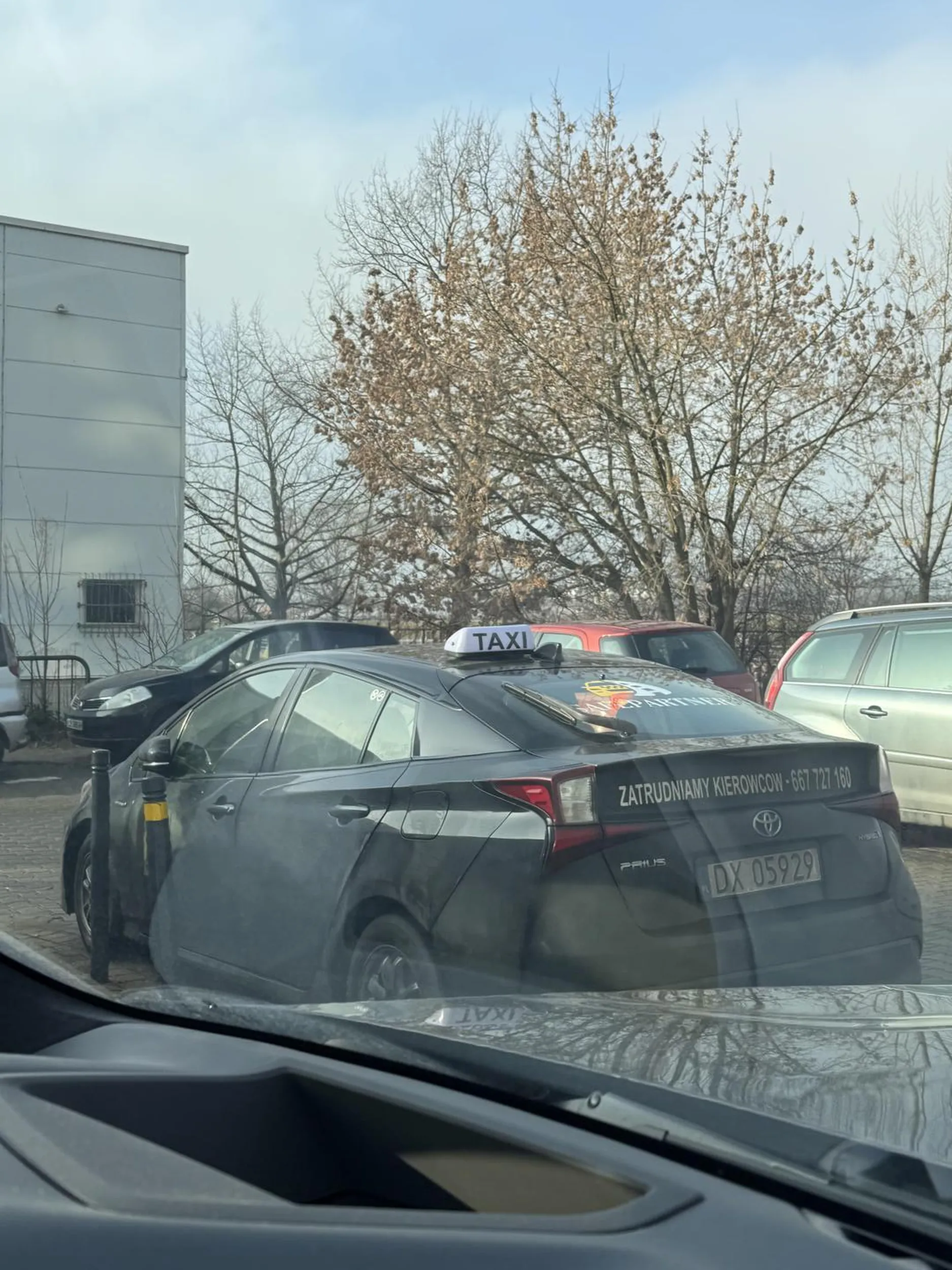 bałwan stoi i nie da się przejechać