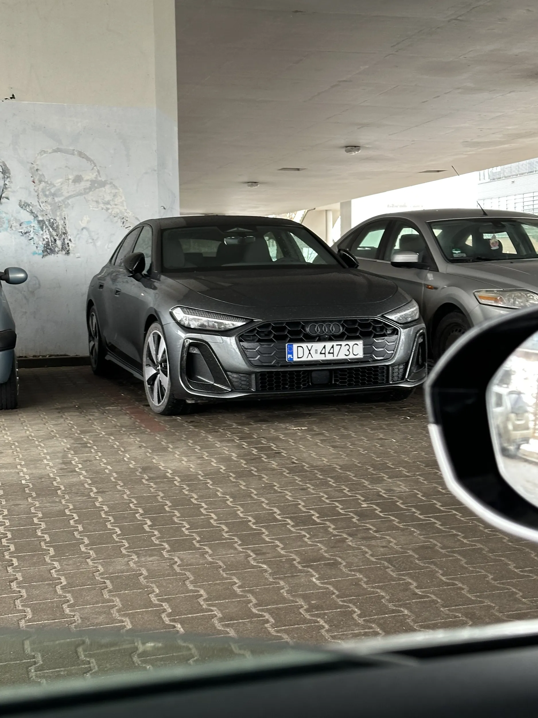 4 zera piąte w środku, chłop się wrąbał na miejsce parkingowe gdy czekałem by inna osoba wyjechała