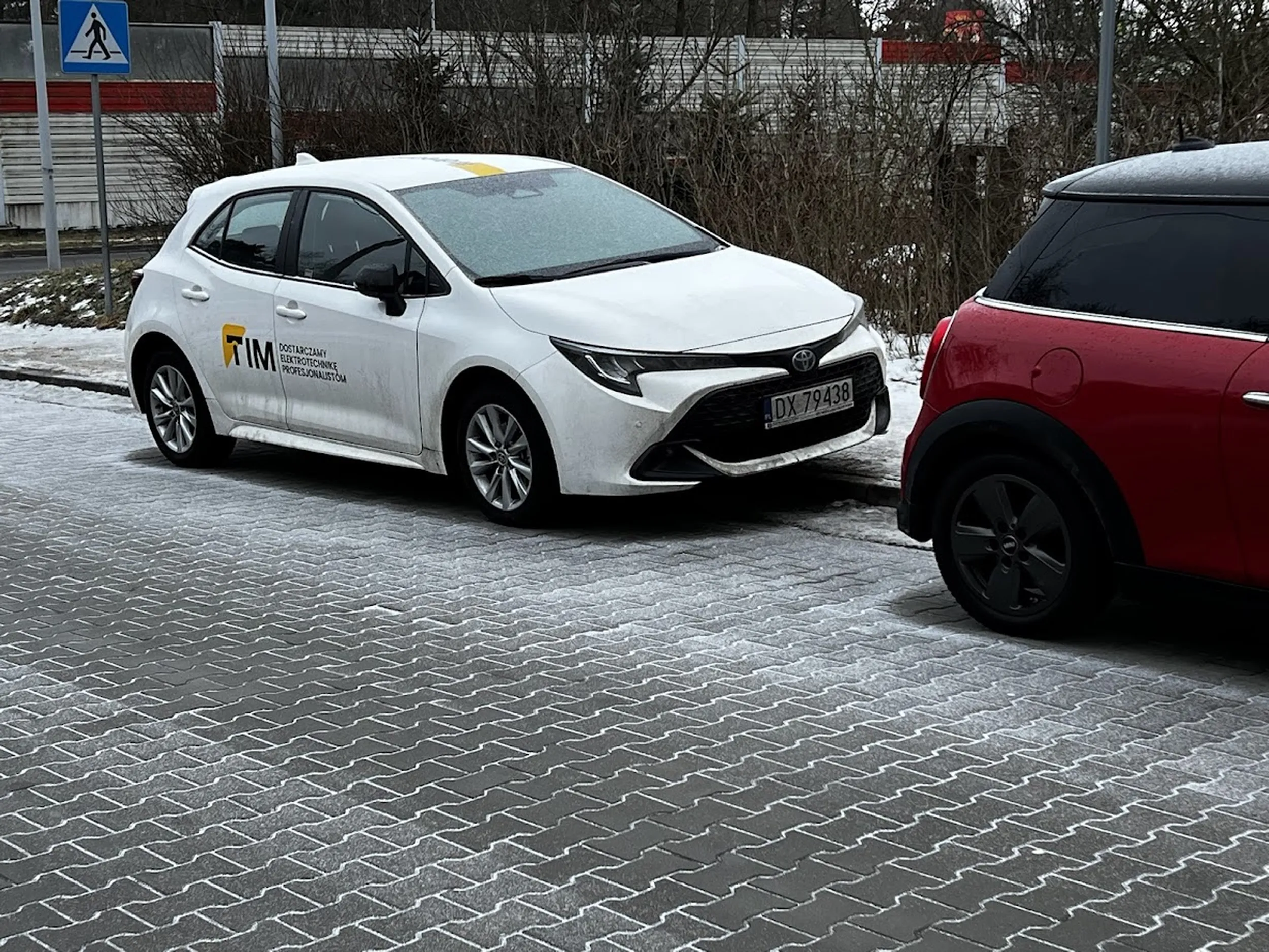 parkowanie przed przejściem dla pieszych... prawko z chipsów