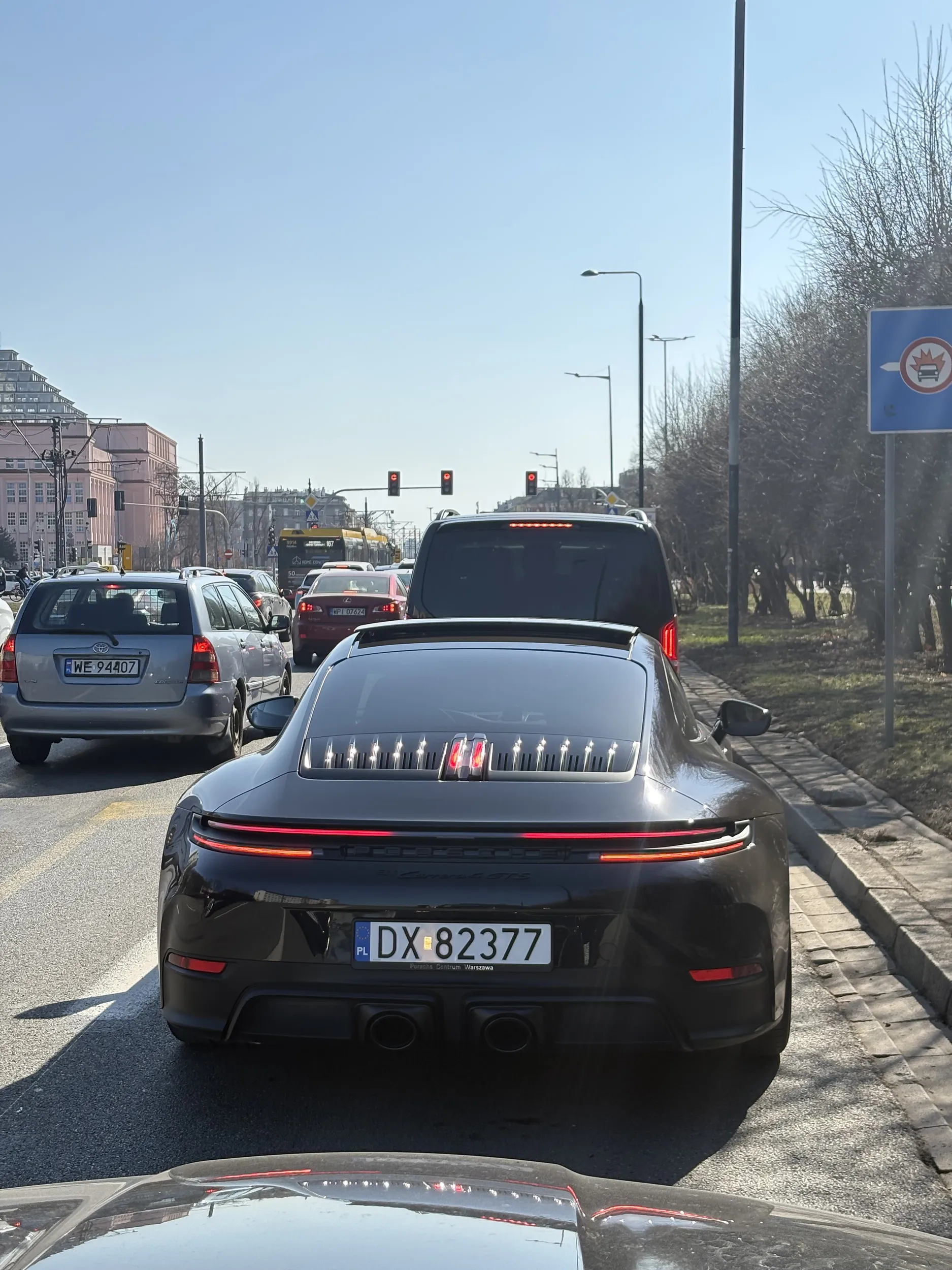 Bardzo fajny kierowca pozdro z jaguara