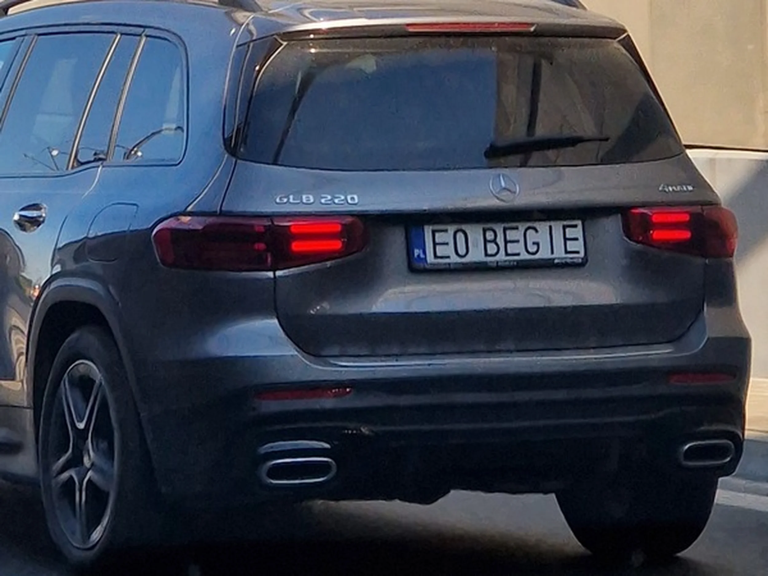 Fajny numer, blacha E0 BEGIE