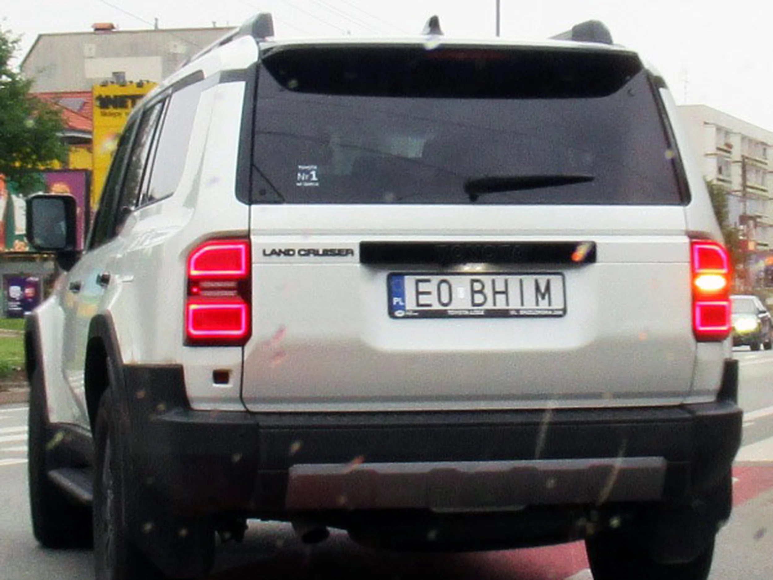 Fajny numer, blacha E0 BHIM