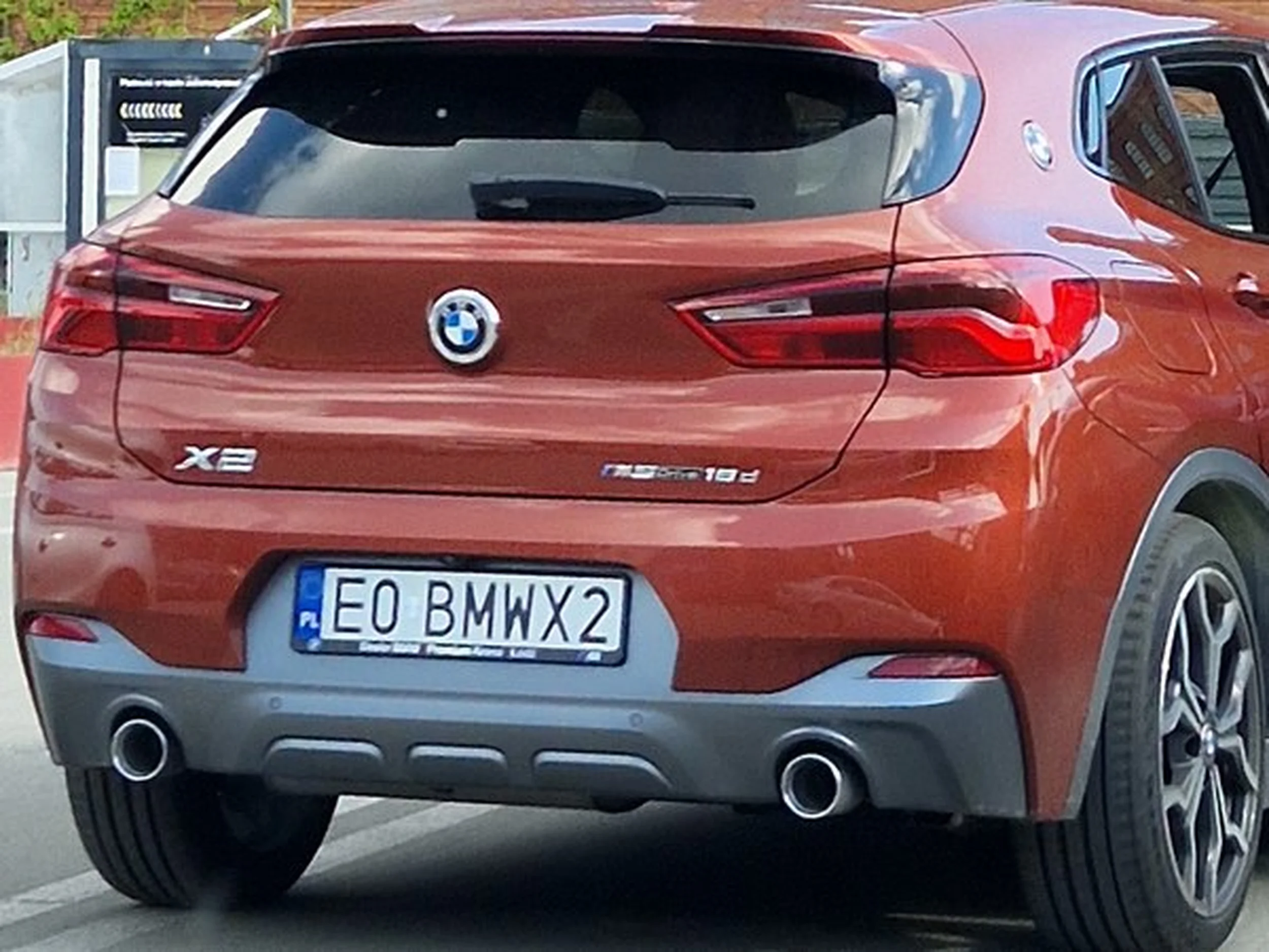 Fajny numer, blacha E0 BMWX2