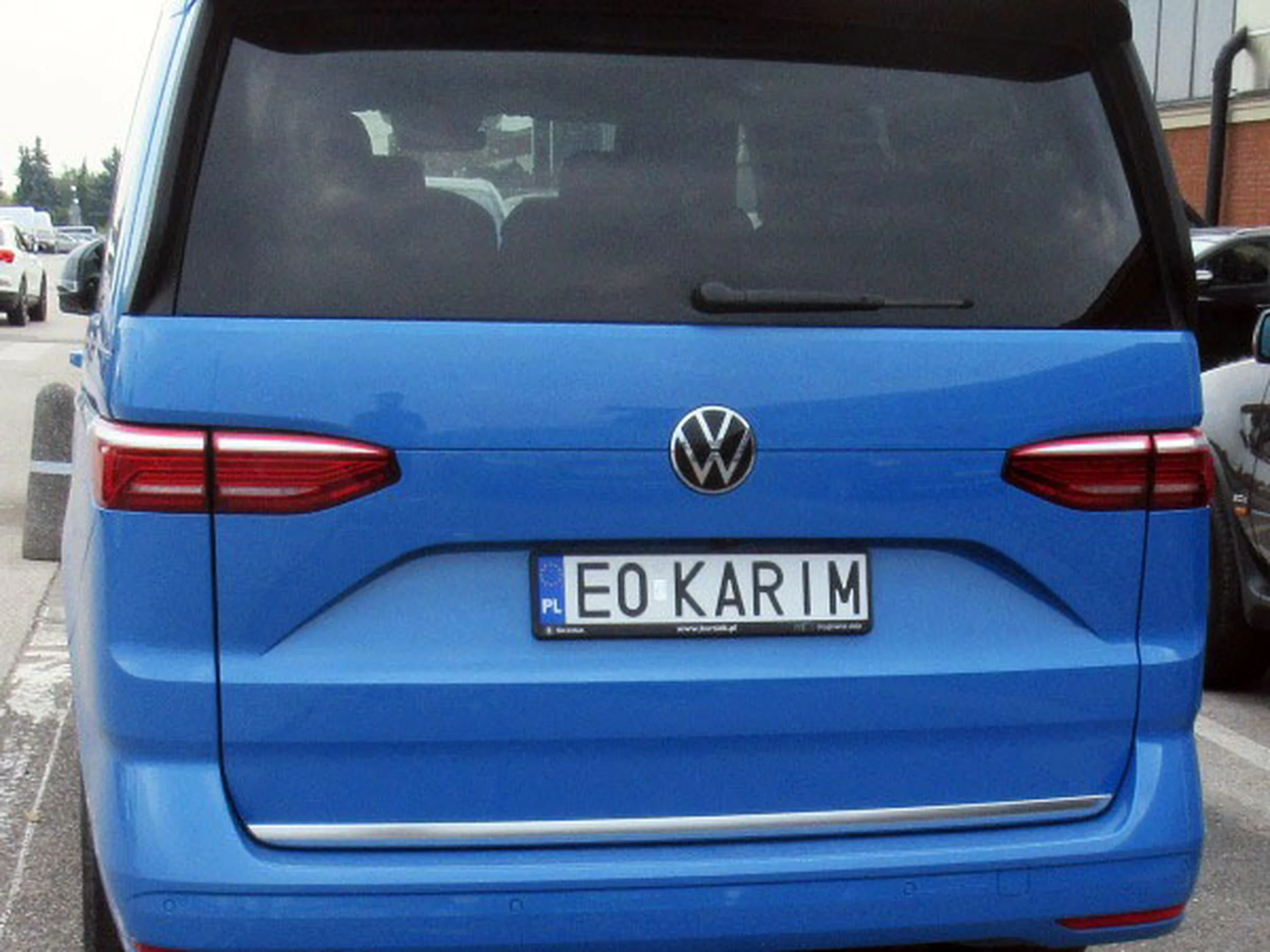 Fajny numer, blacha E0 KARIM