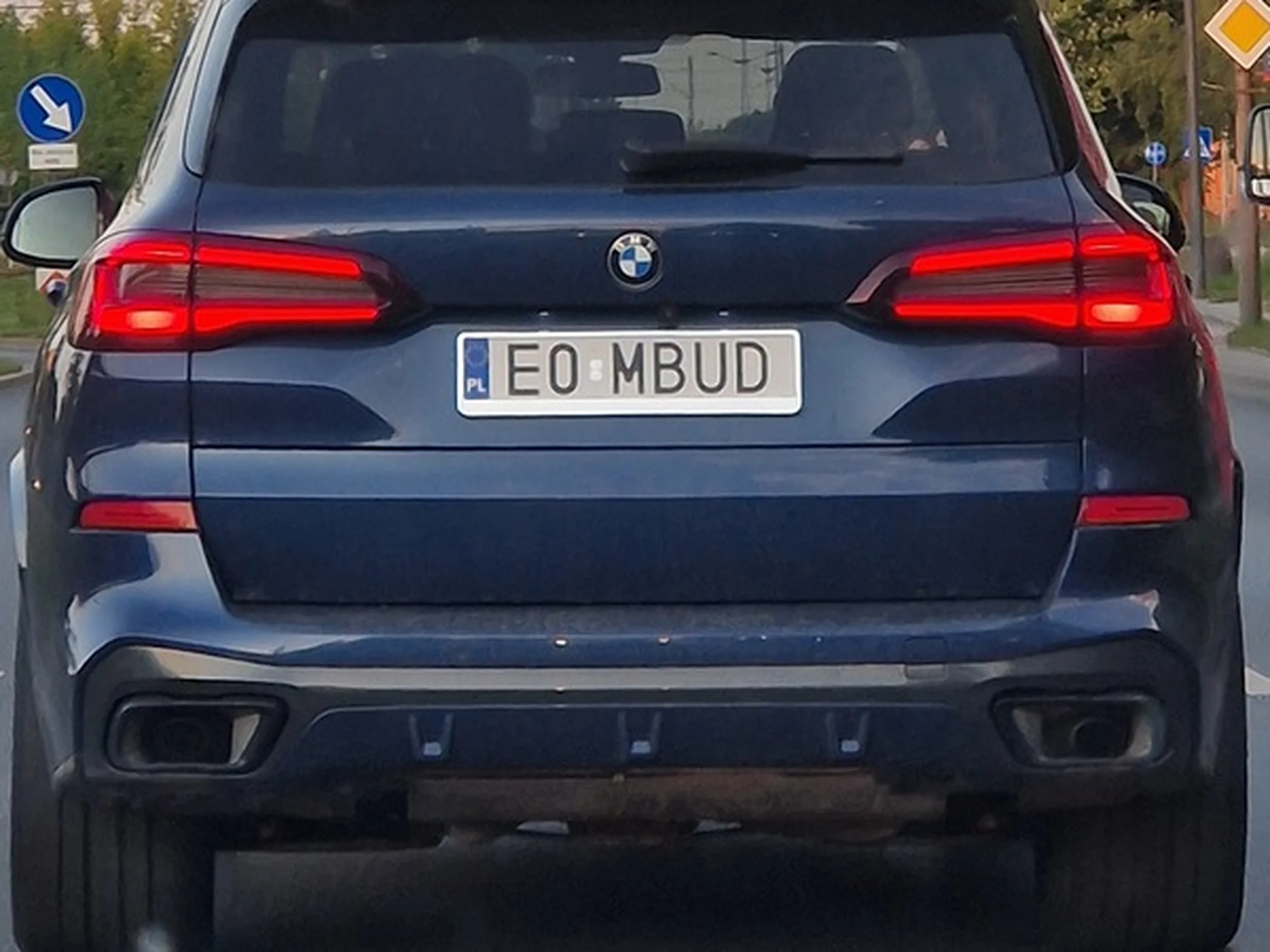 Fajny numer, blacha E0 MBUD