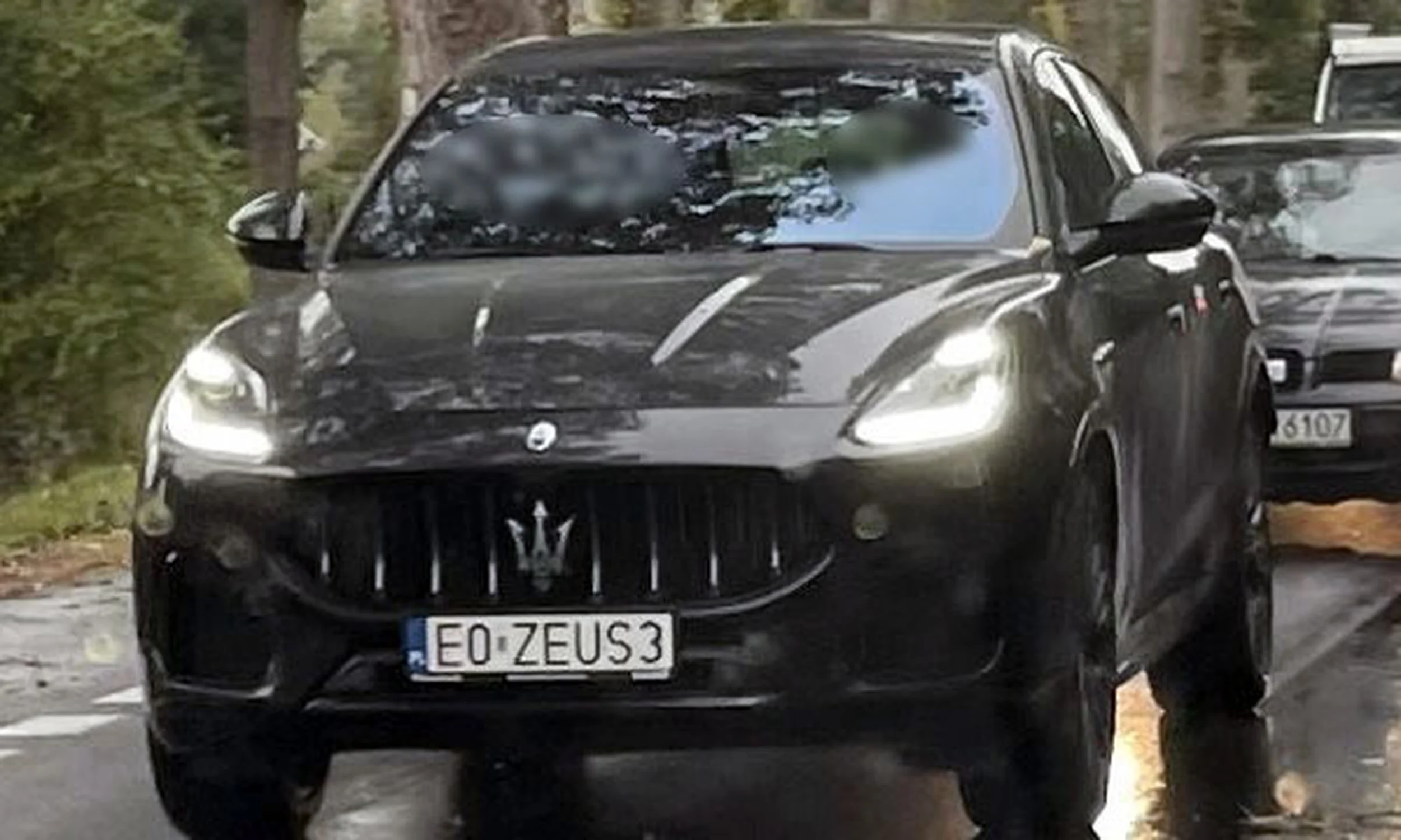 Fajny numer, blacha E0 ZEUS3