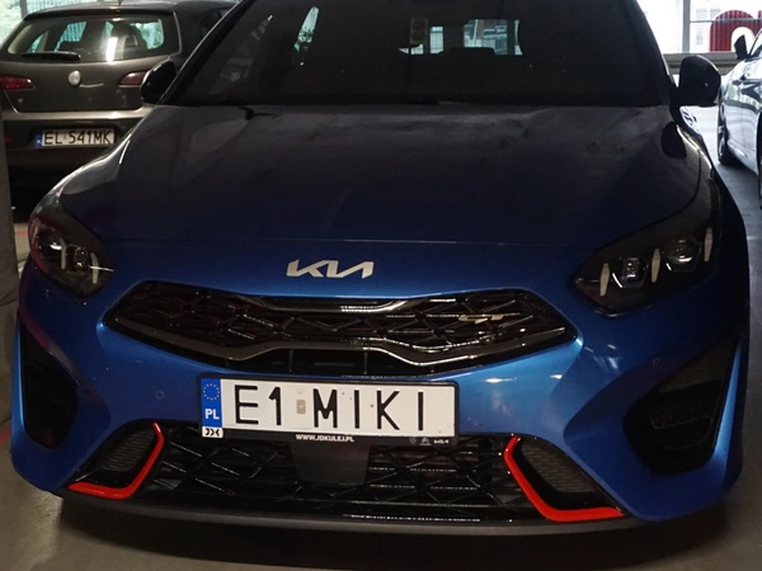 Fajny numer, blacha E1 MIKI