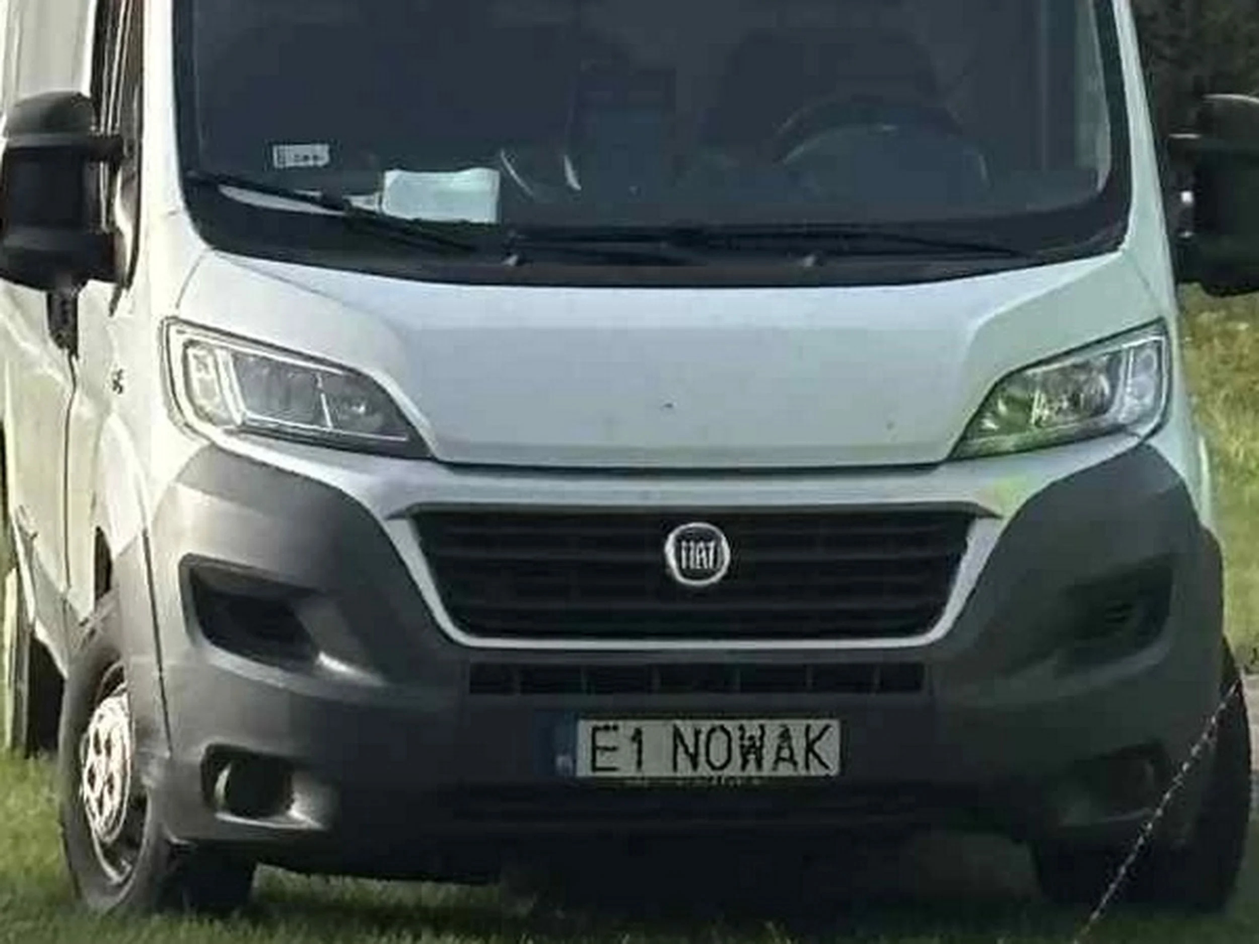 Fajny numer, blacha E1 NOWAK