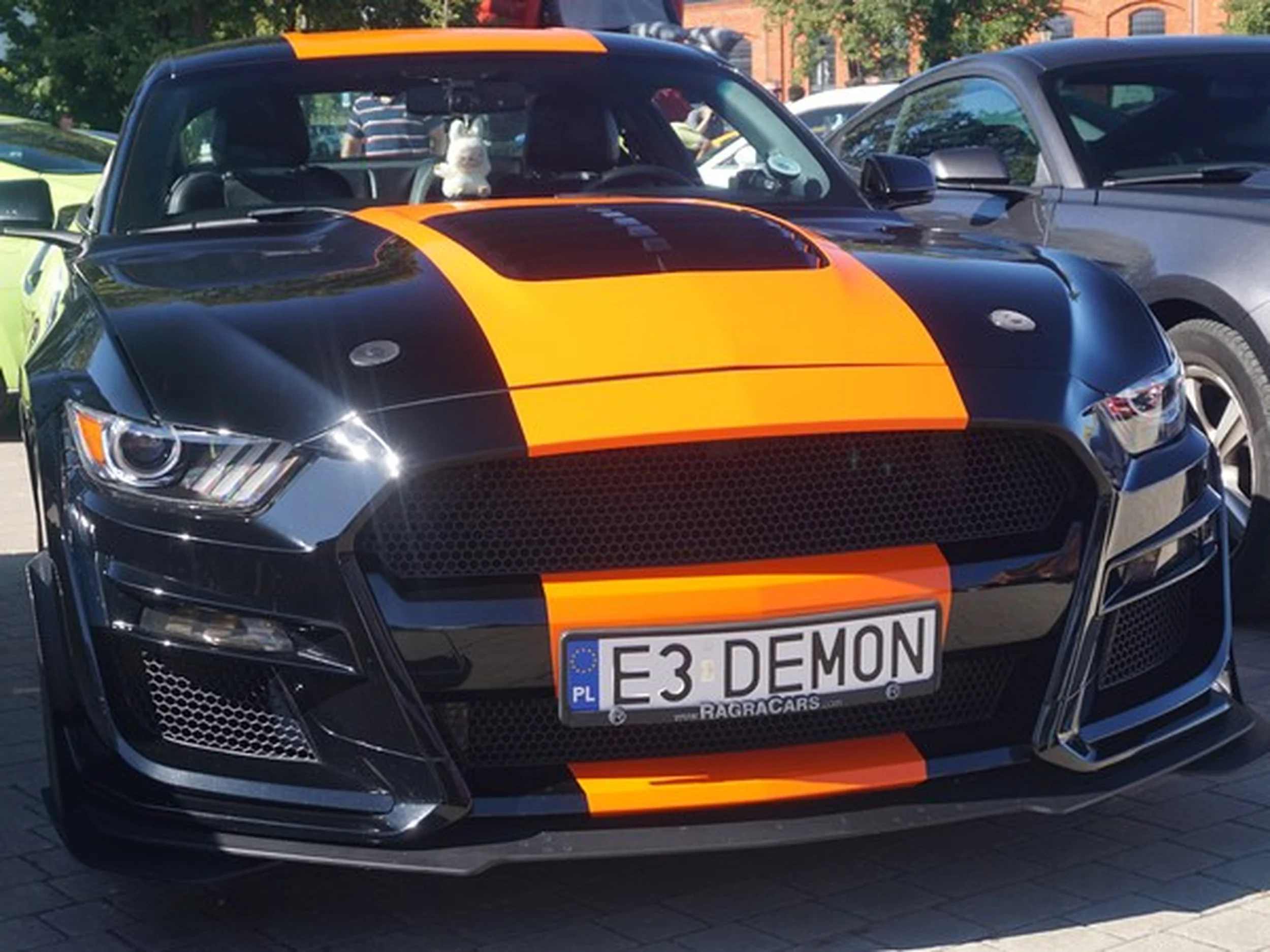 Fajny numer, blacha E3 DEM0N