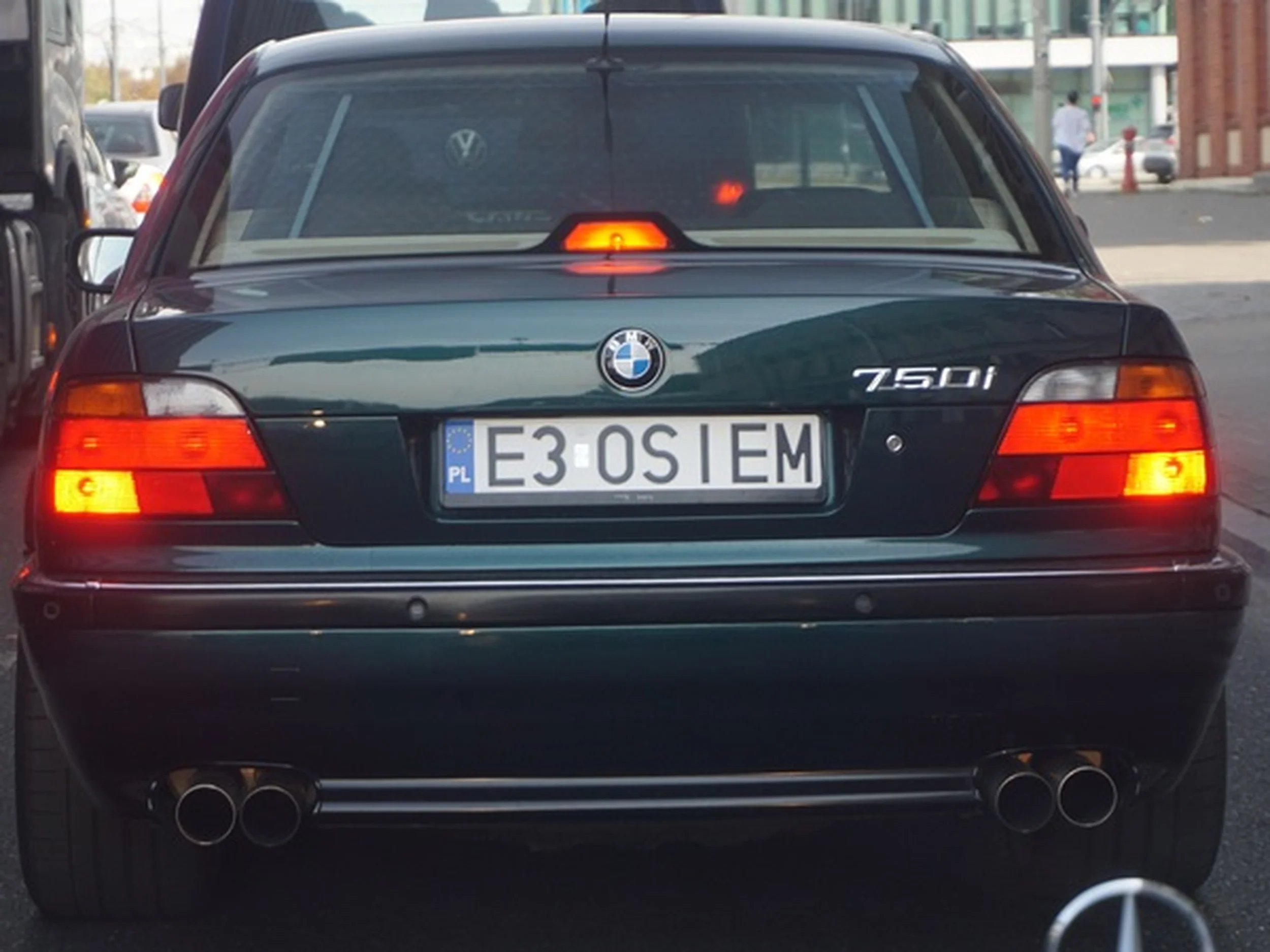 Fajny numer, blacha E3 OSIEM