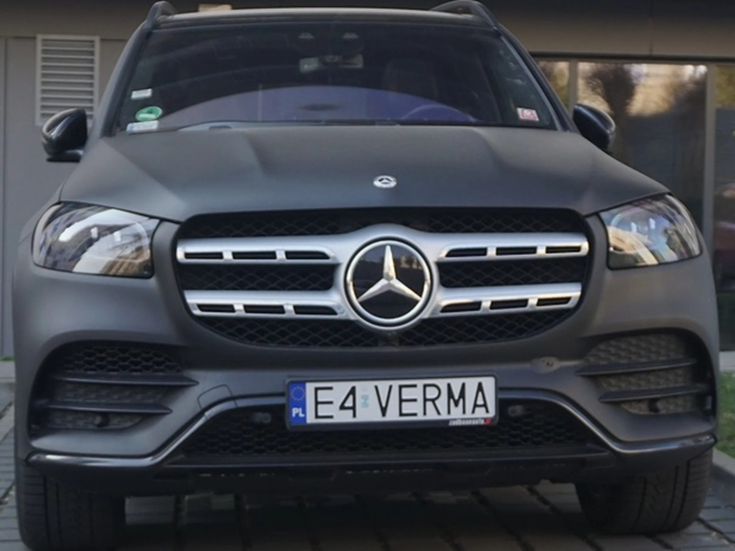 Fajny numer, blacha E4 VERMA