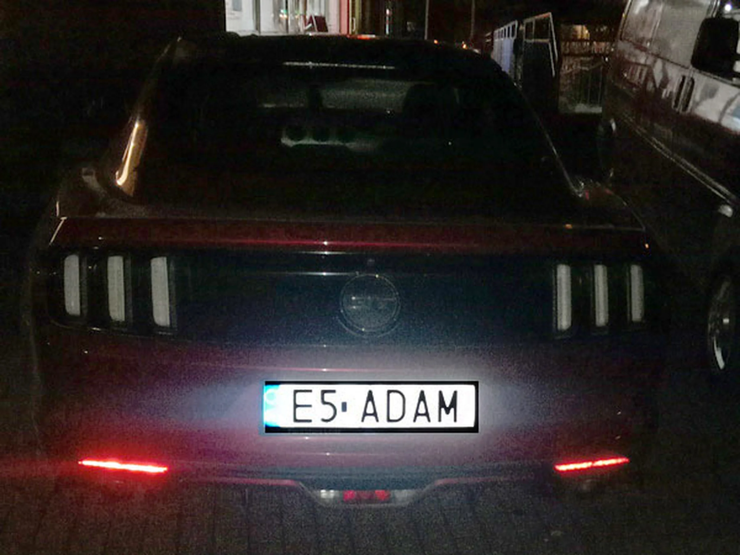 Fajny numer, blacha E5 ADAM