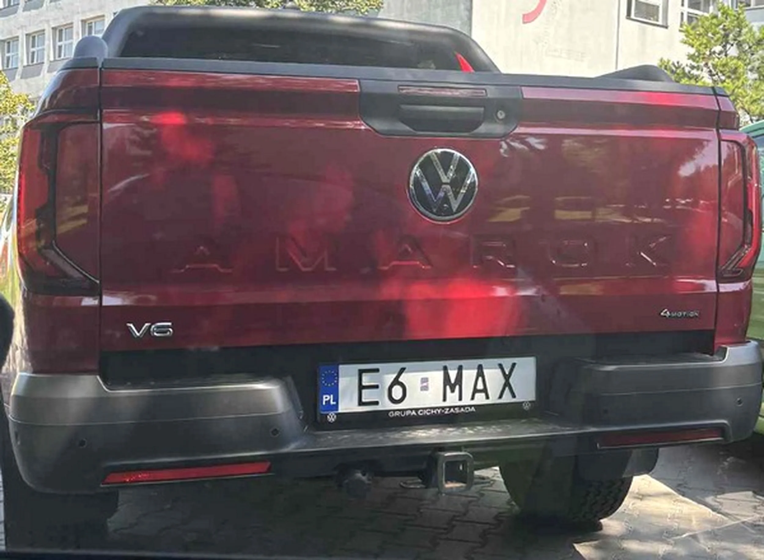 Fajny numer, blacha E6 MAX
