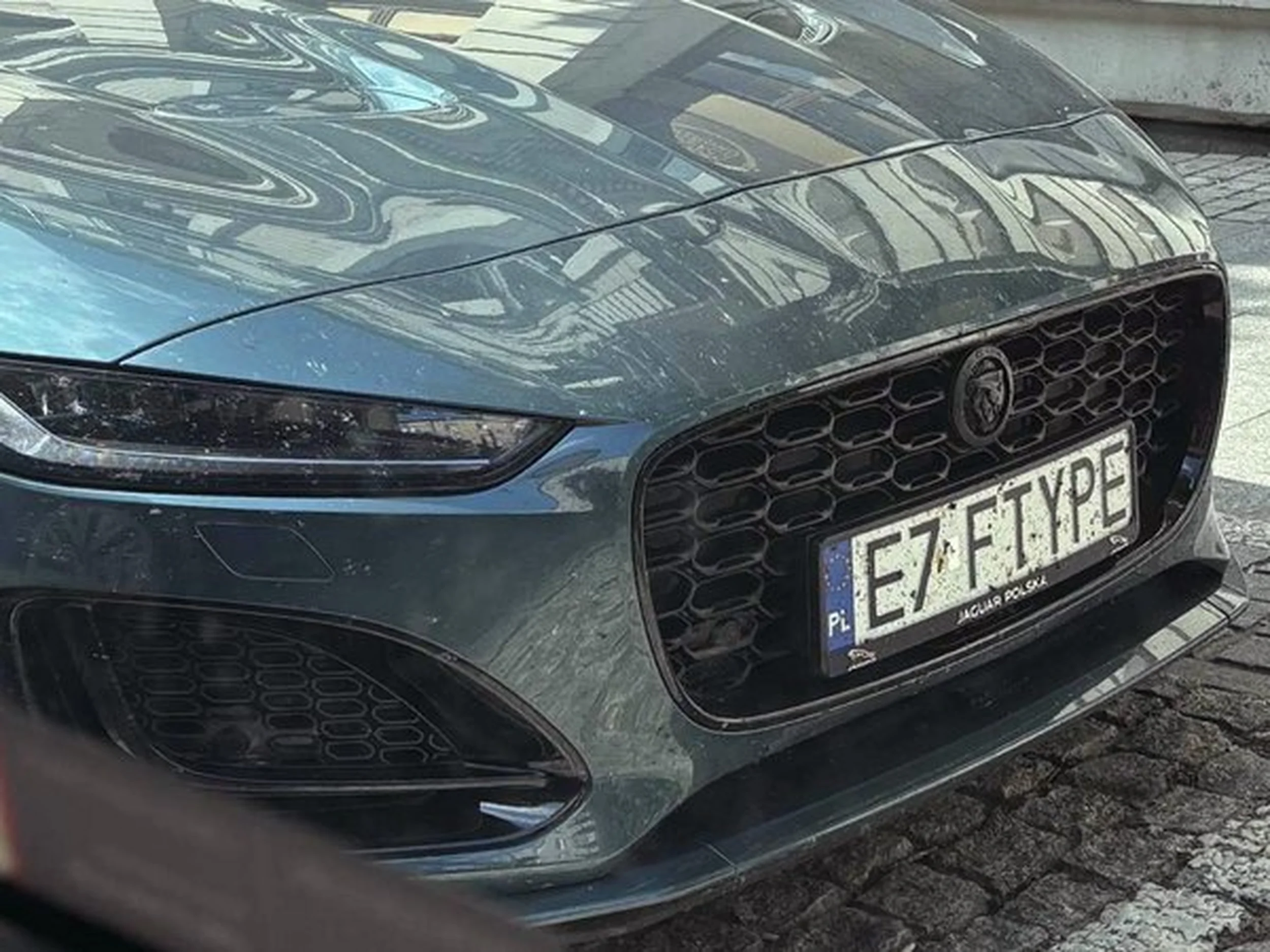 Fajny numer, blacha E7 FTYPE