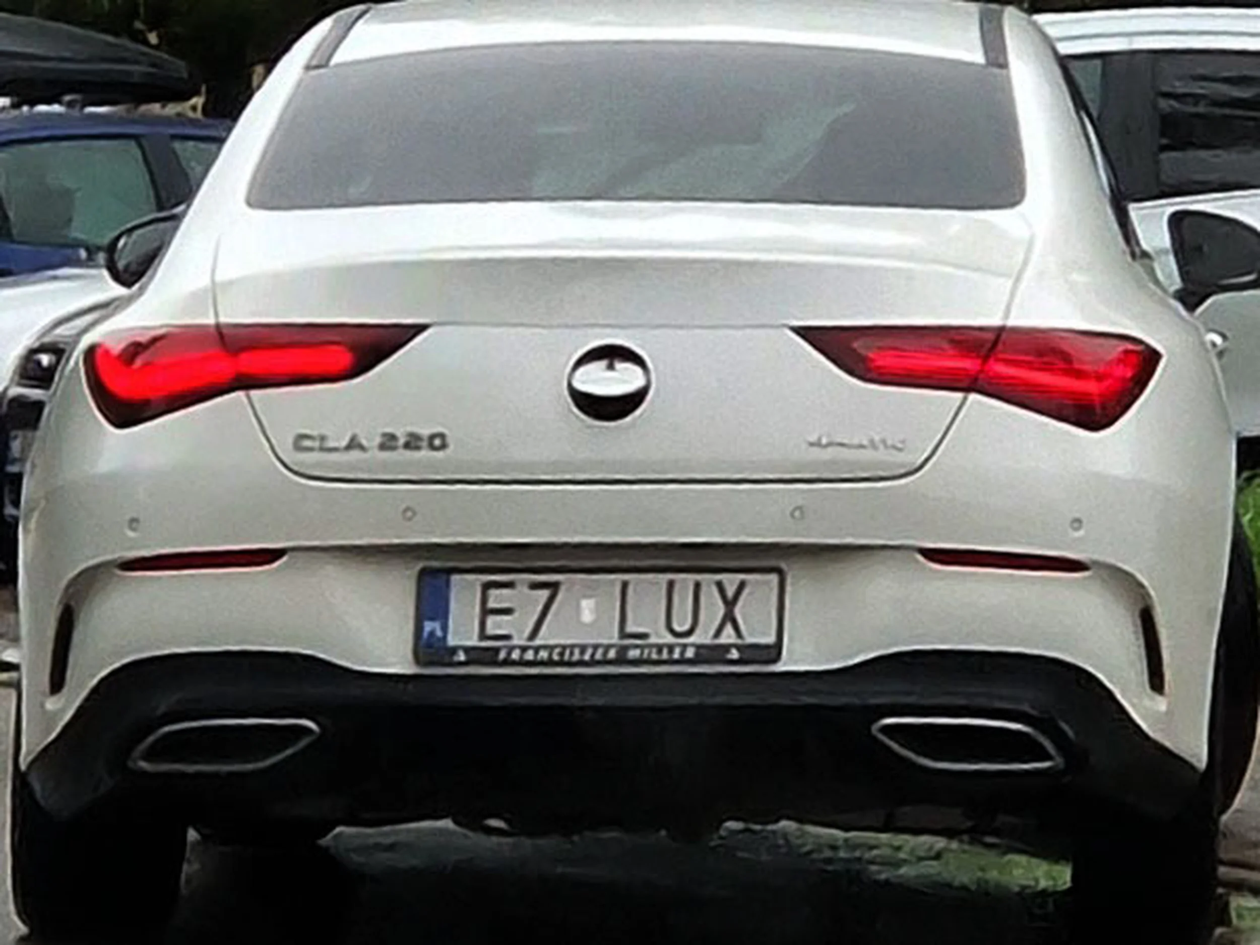 Fajny numer, blacha E7 LUX