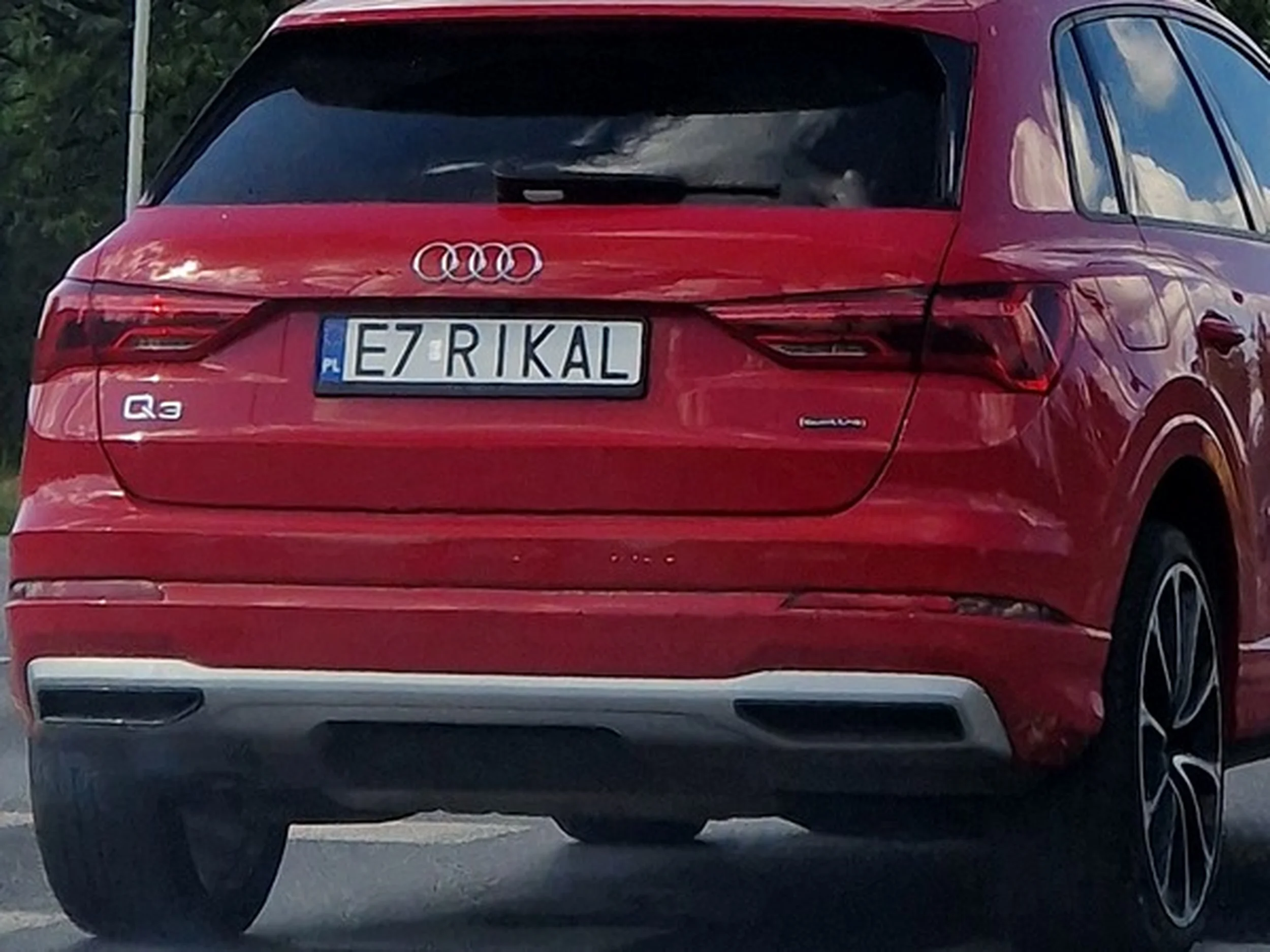 Fajny numer, blacha E7 RIKAL