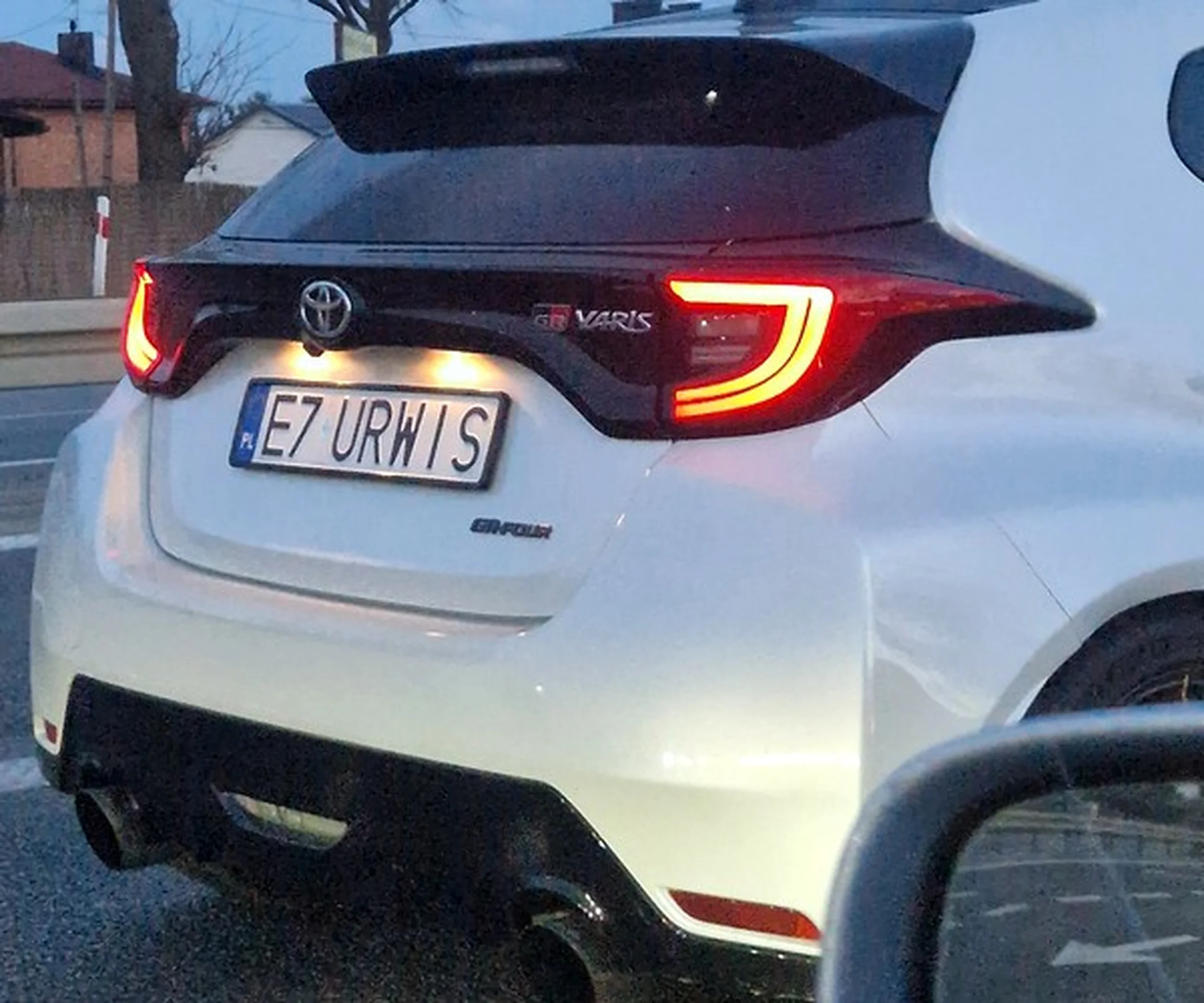 Fajny numer, blacha E7 URWIS