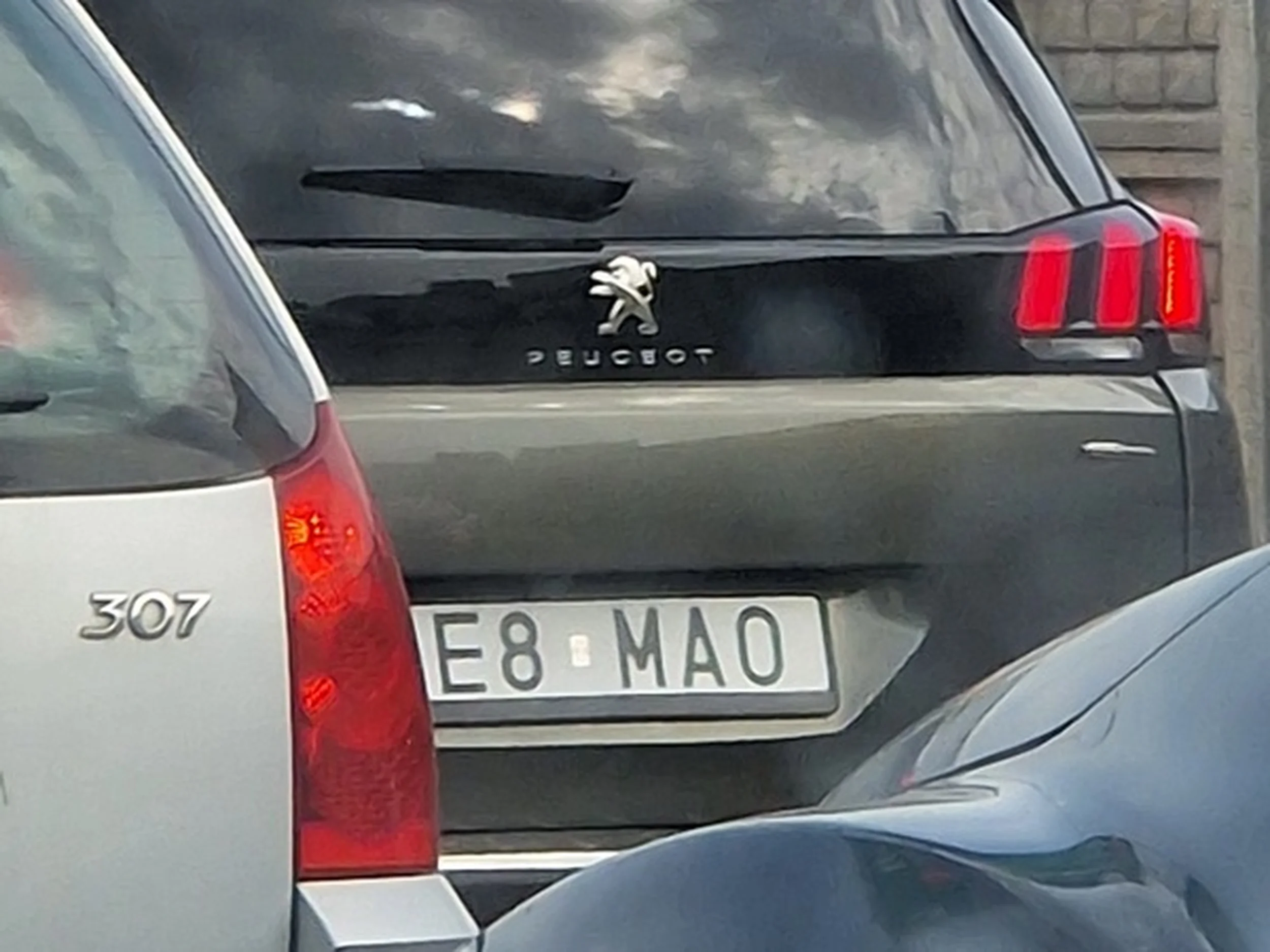 Fajny numer, blacha E8 MAO