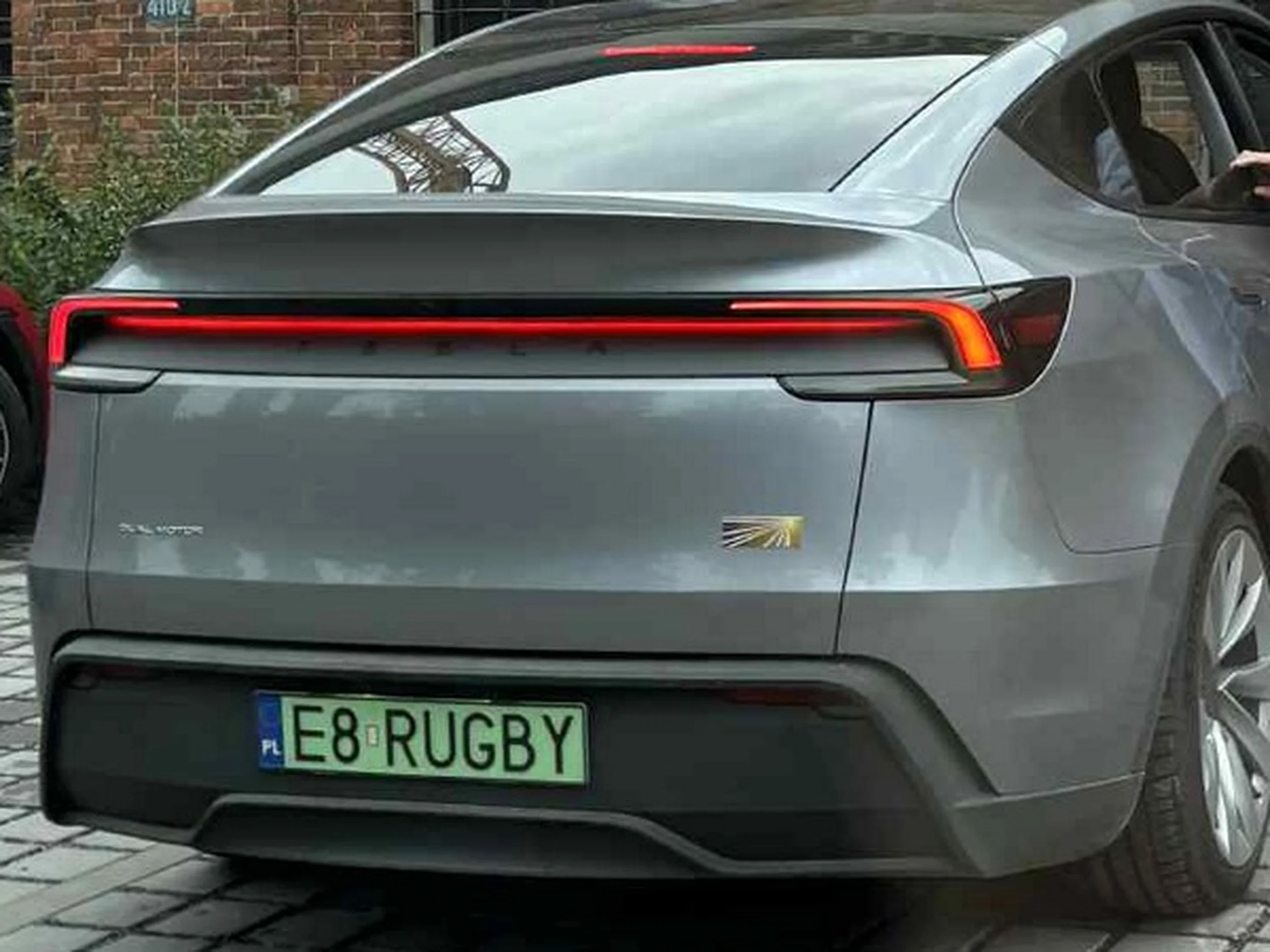 Fajny numer, blacha E8 RUGBY