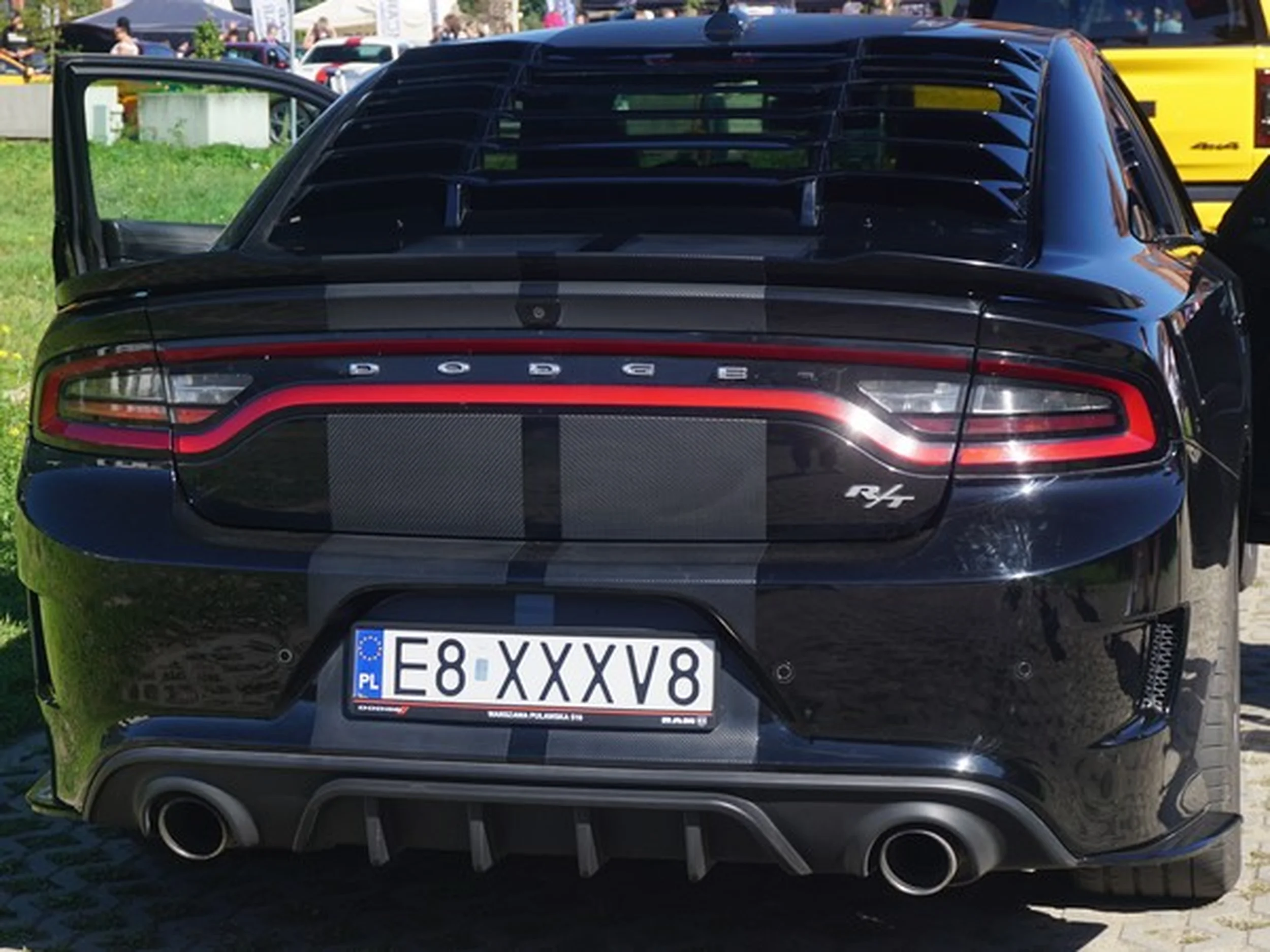 Fajny numer, blacha E8 XXXV8