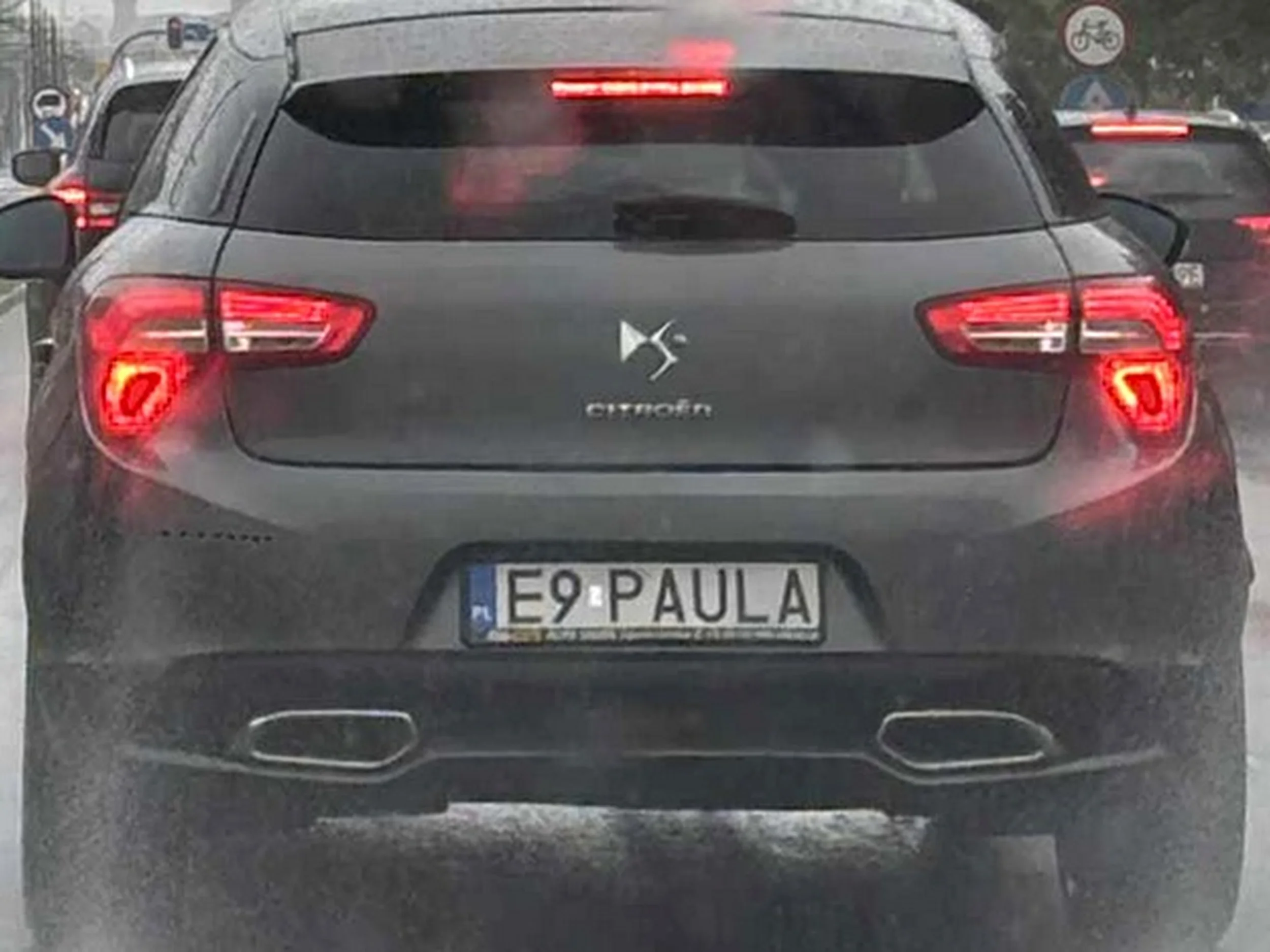 Fajny numer, blacha E9 PAULA