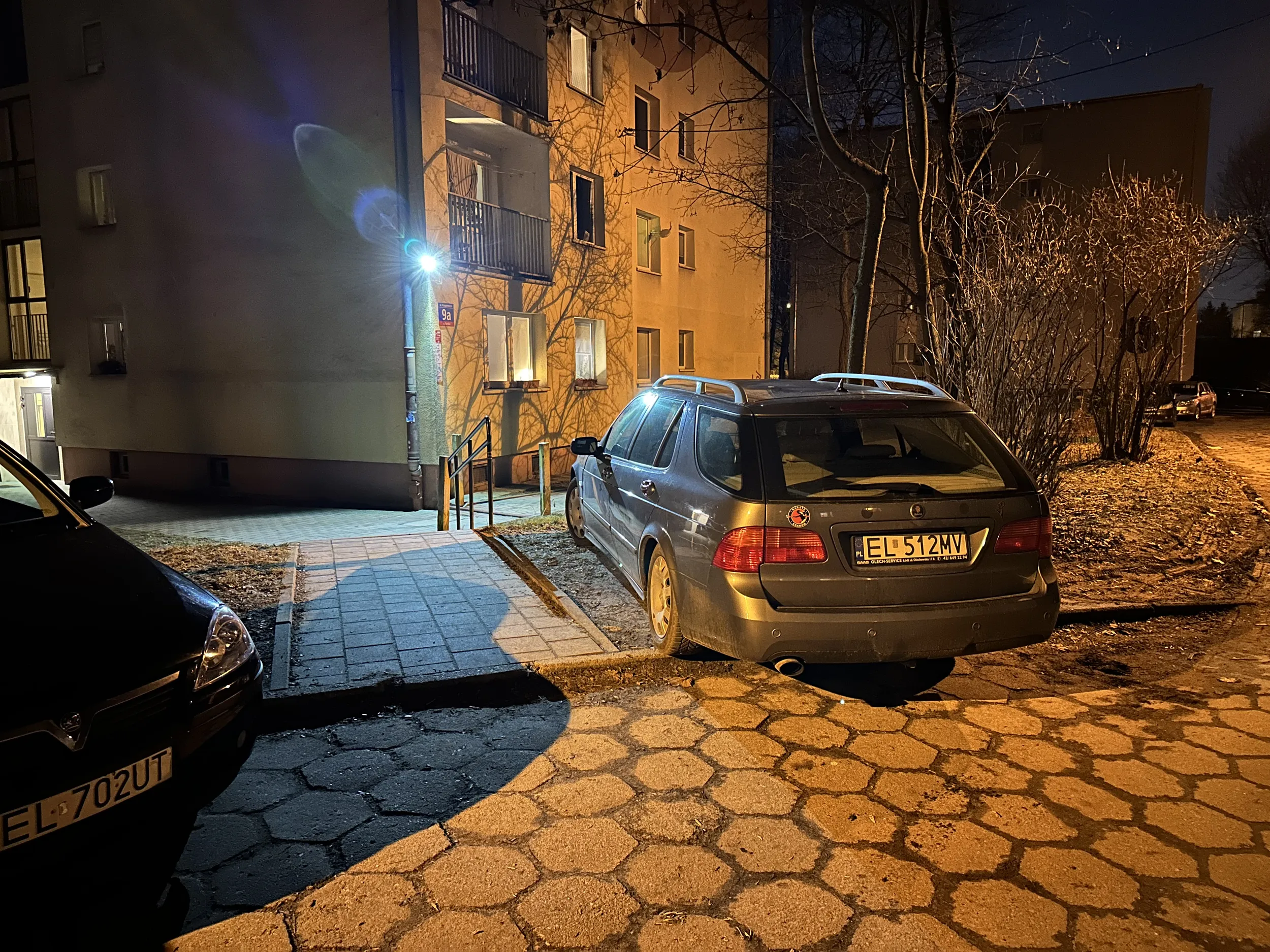 Pozdrawiam asa, który parkuje gdzie się da